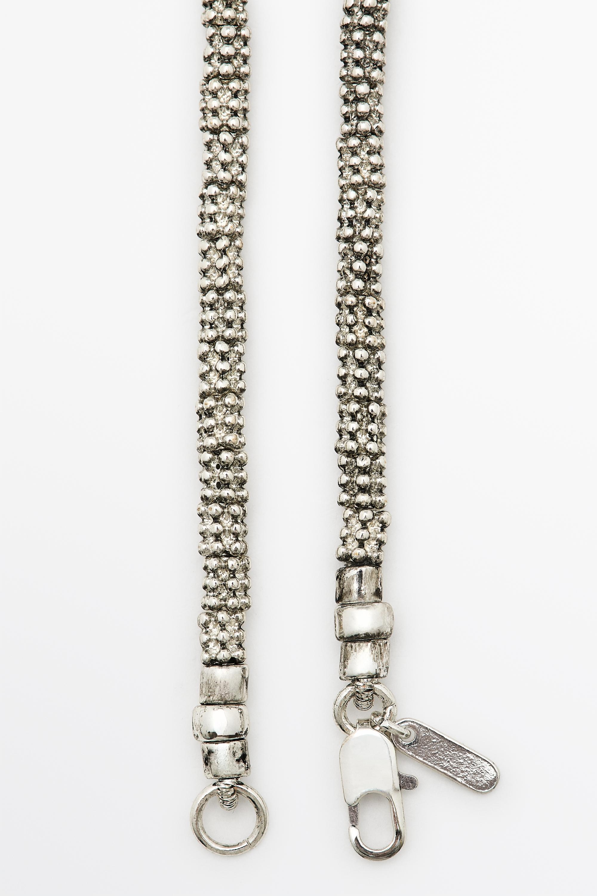 Mixed bead detail necklace — RED