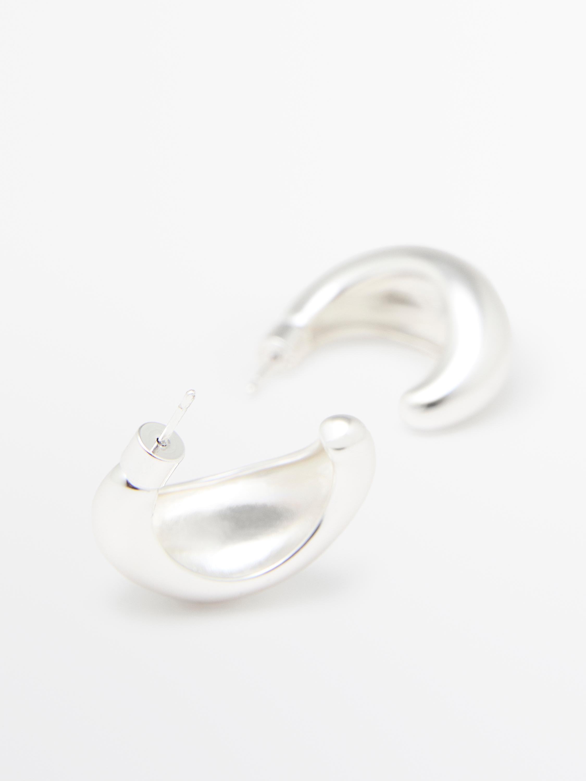 Half-moon hoop earrings — SILVER