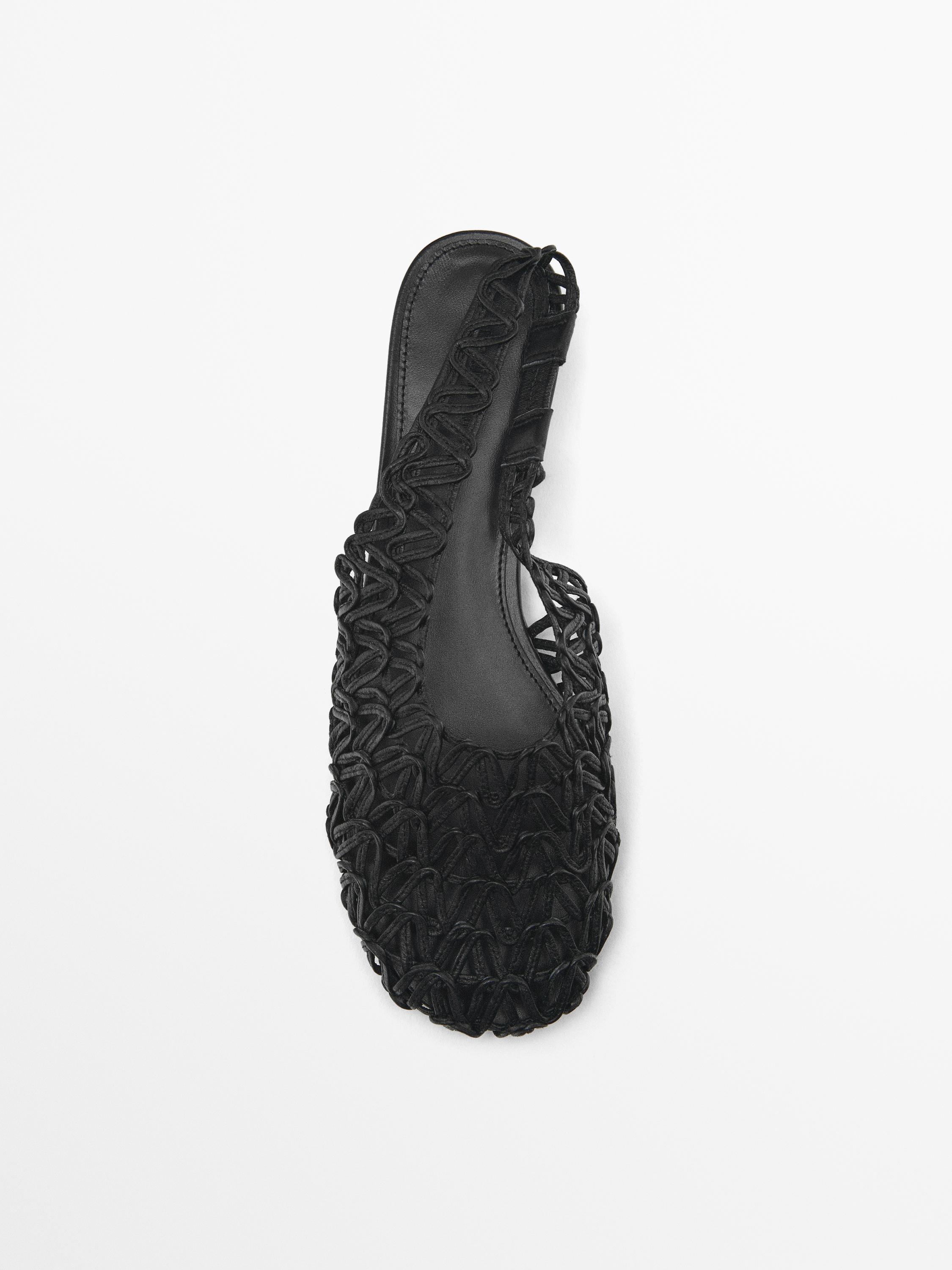 Woven slingback shoes
