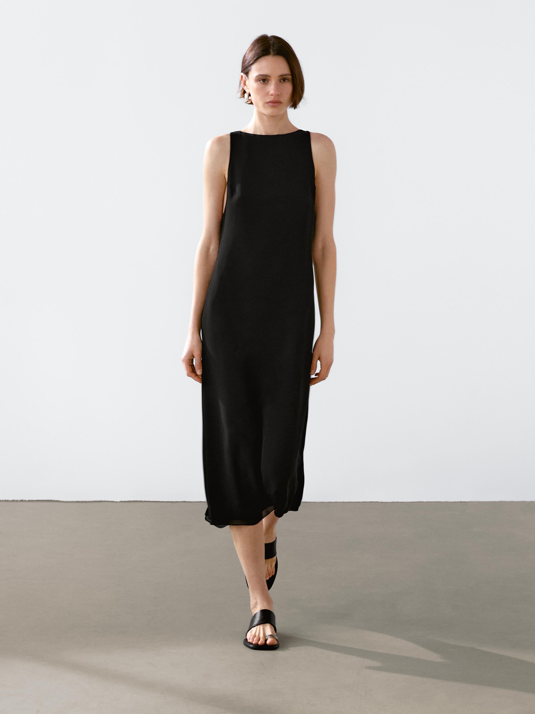 Round neck midi dress