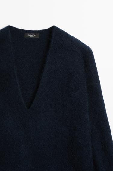 Oversize v-neck knit sweater — Dark Blue 4
