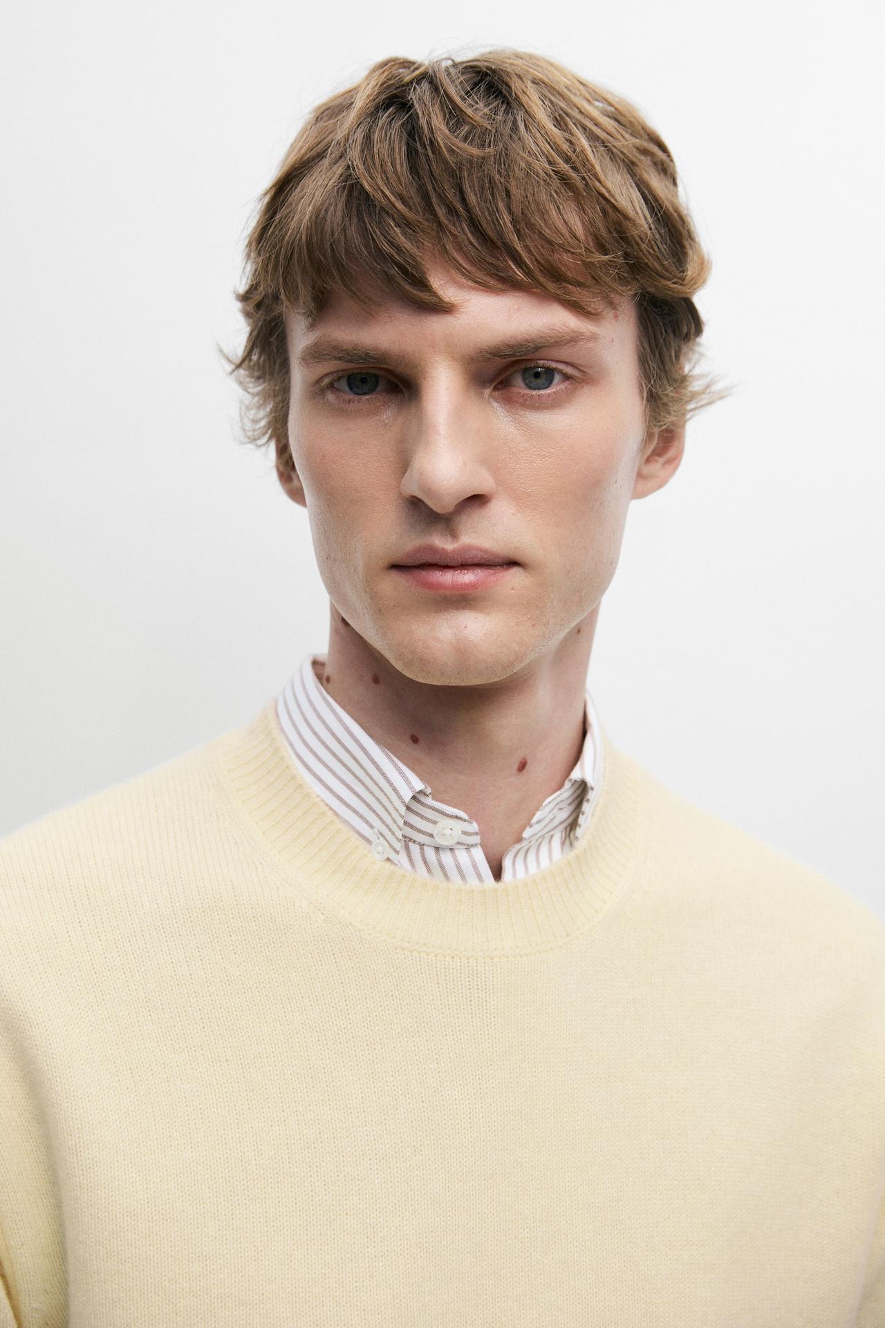 Cashmere round neck knit sweater — CREAM
