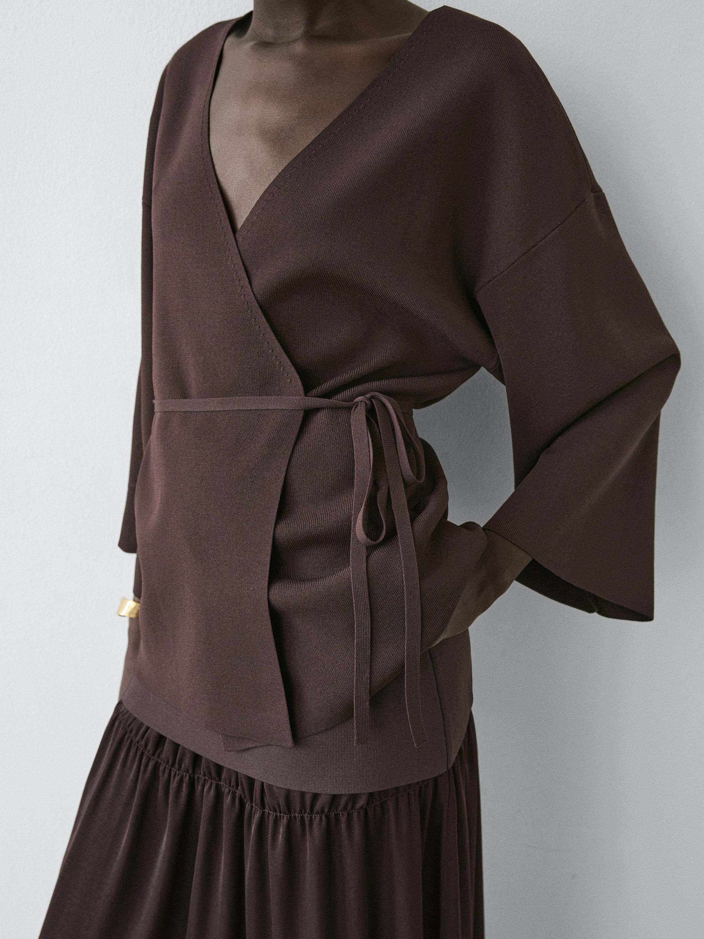 Kimono e thurur e derdhur me detaj me rrip