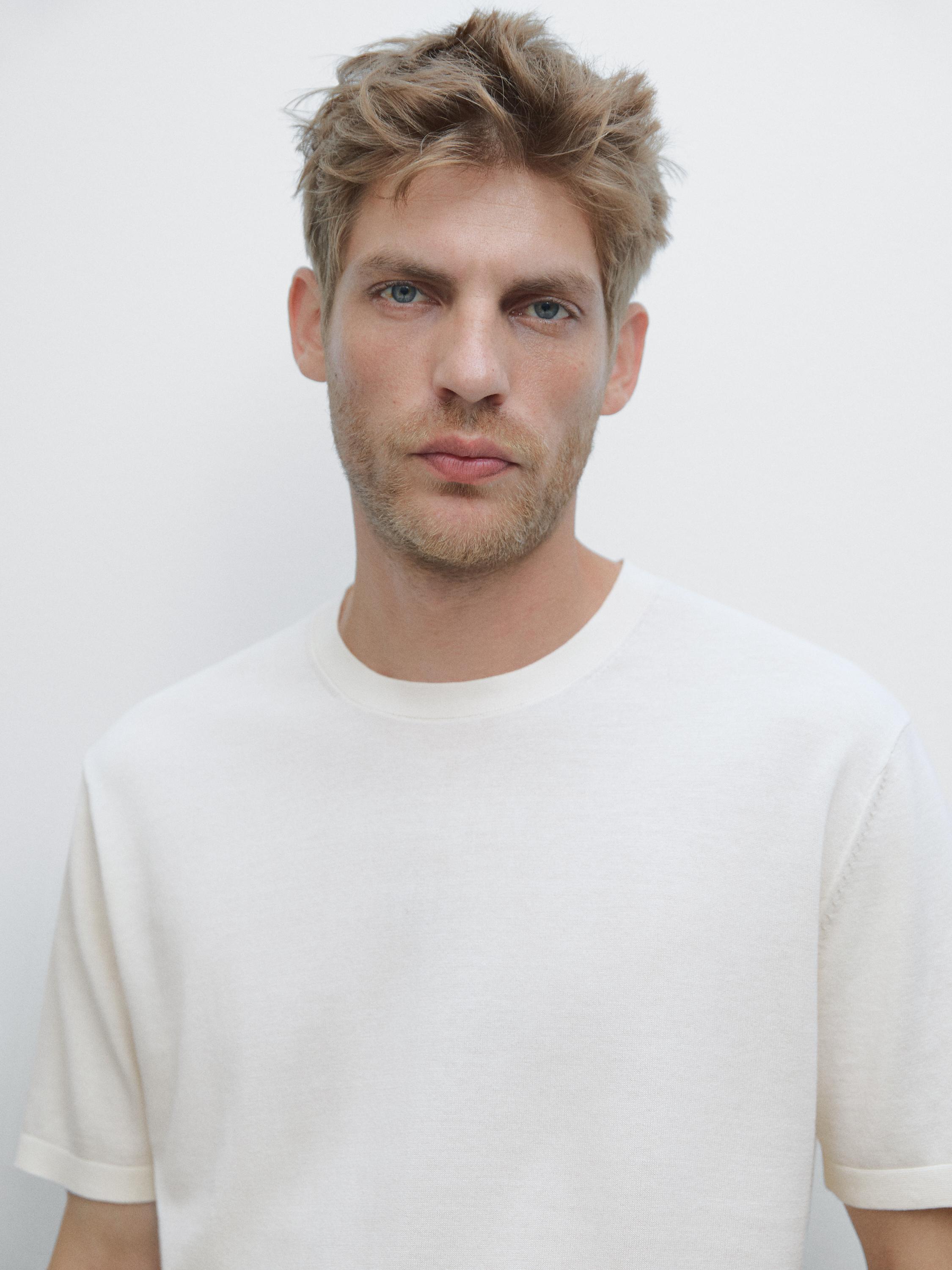 100% cotton knit T-shirt