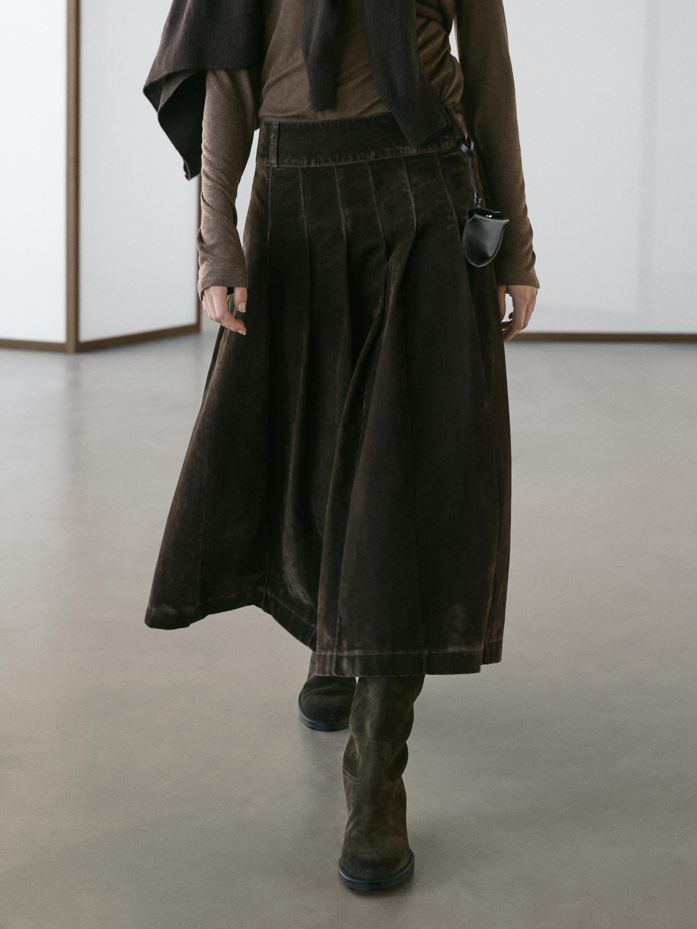 Denim midi skirt with box pleats