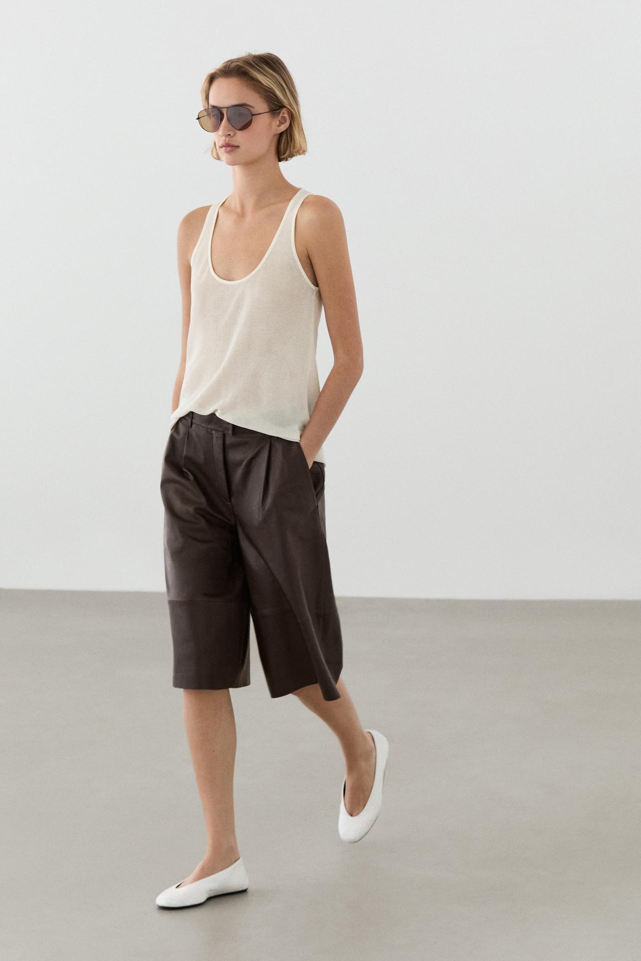 Long nappa leather Bermuda shorts — BROWN