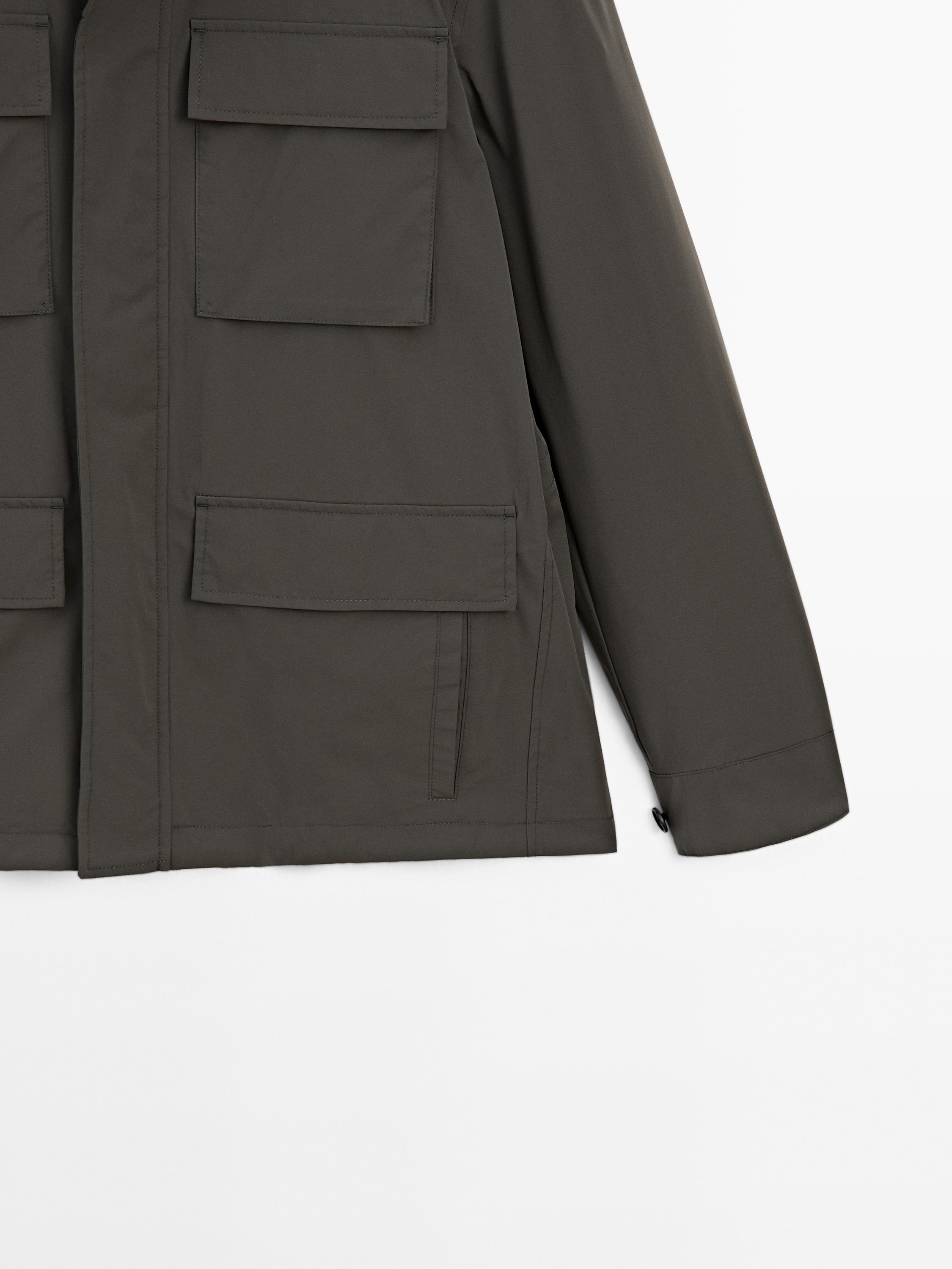 Stretch jacket with pocket details