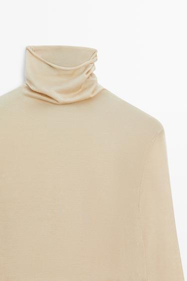 Long 100% silk turtleneck sweater — Light Beige 4