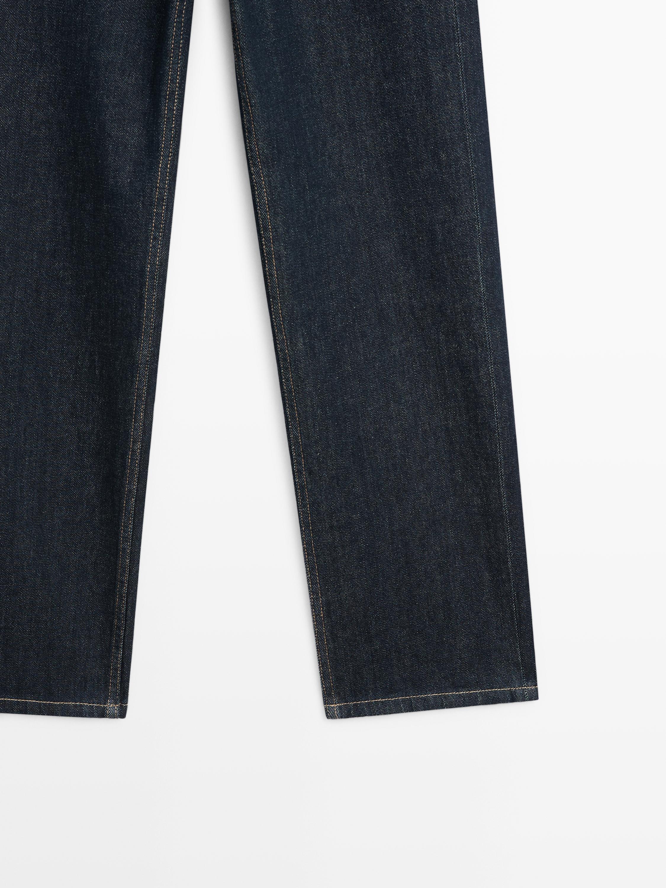 Straight-leg high-waist jeans