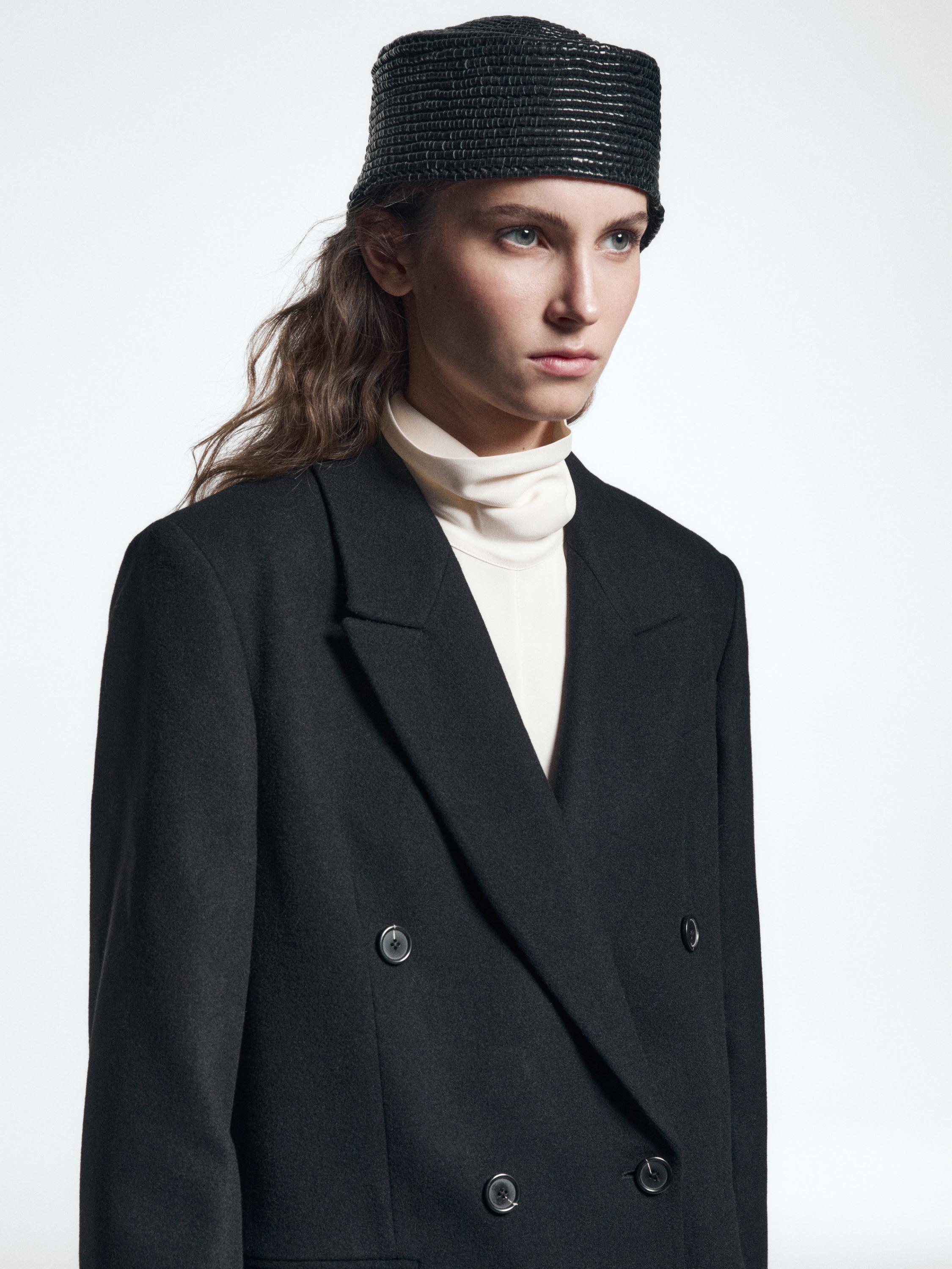 100% wool long double-breasted coat