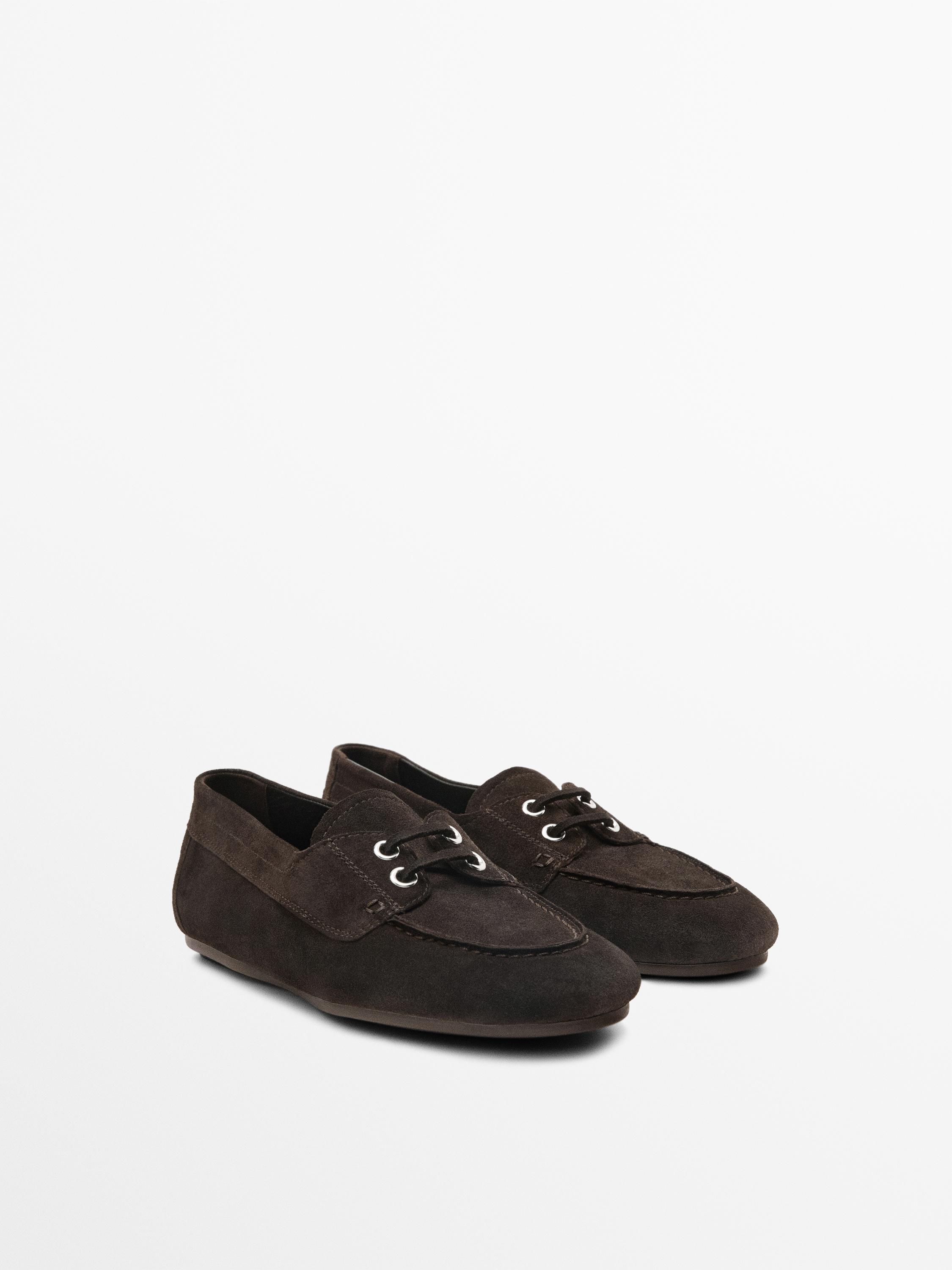 Leather deck shoes — BROWN