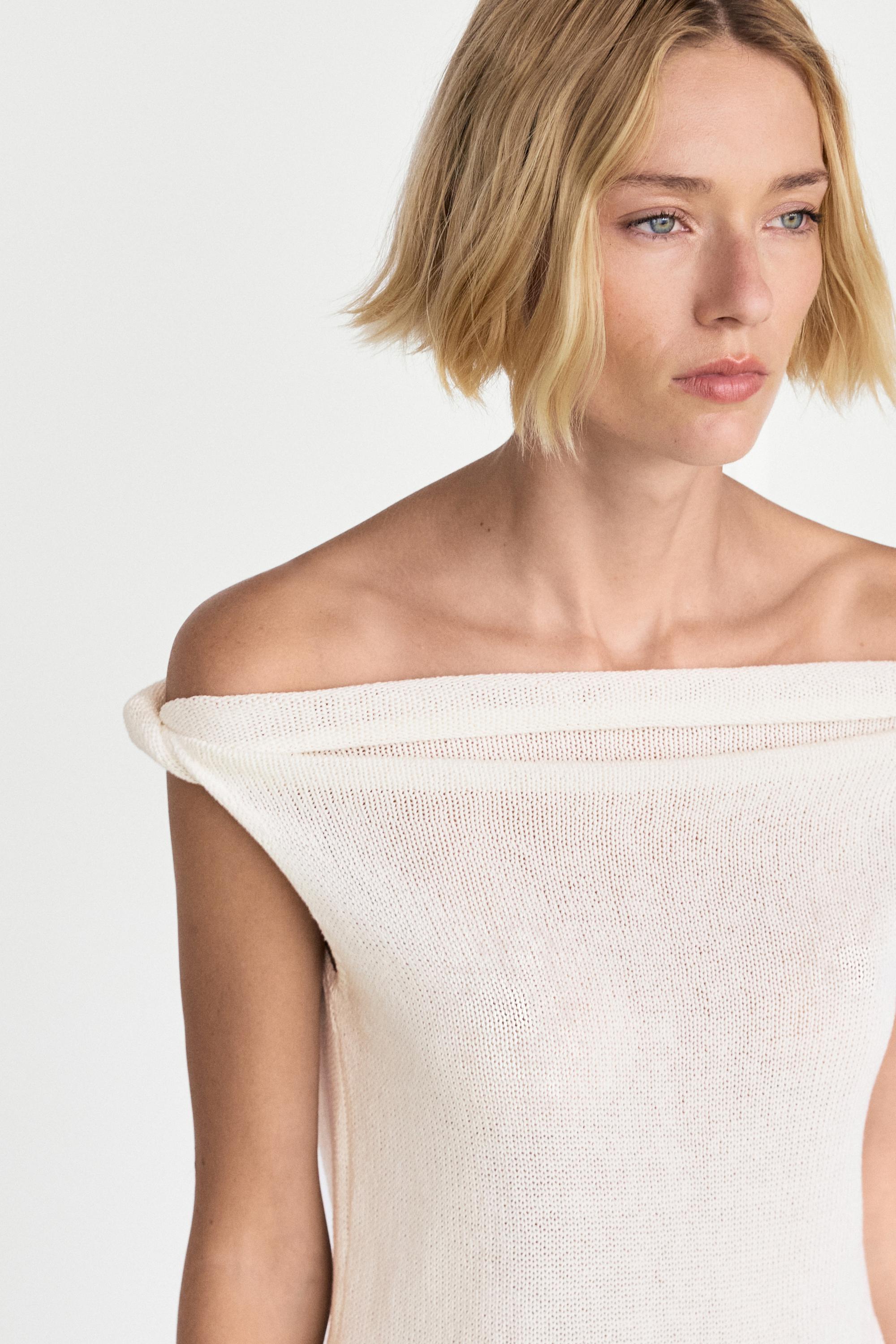 Ribbed knit bandeau top — CREAM