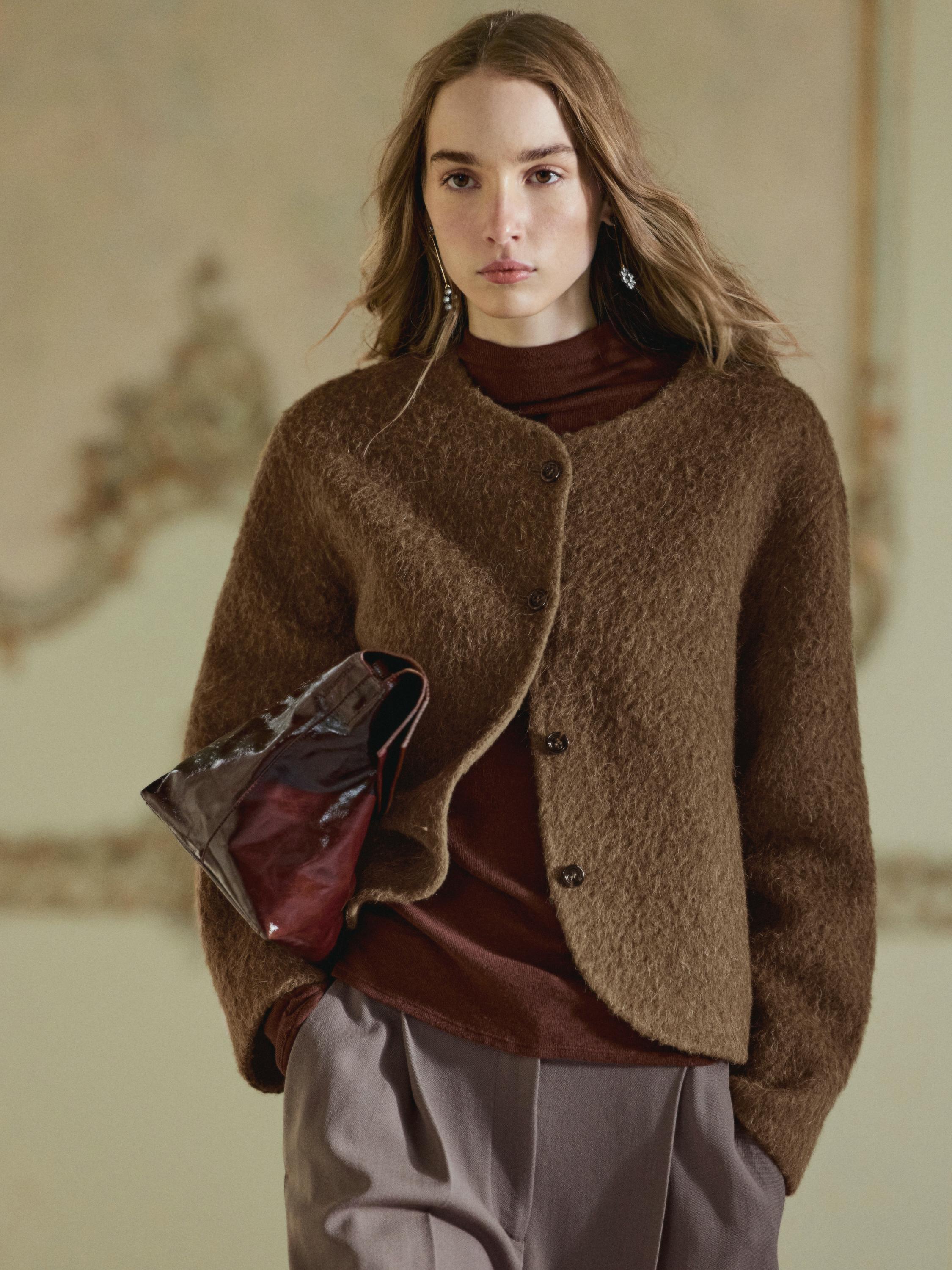 w-runway XANH Ô LIU