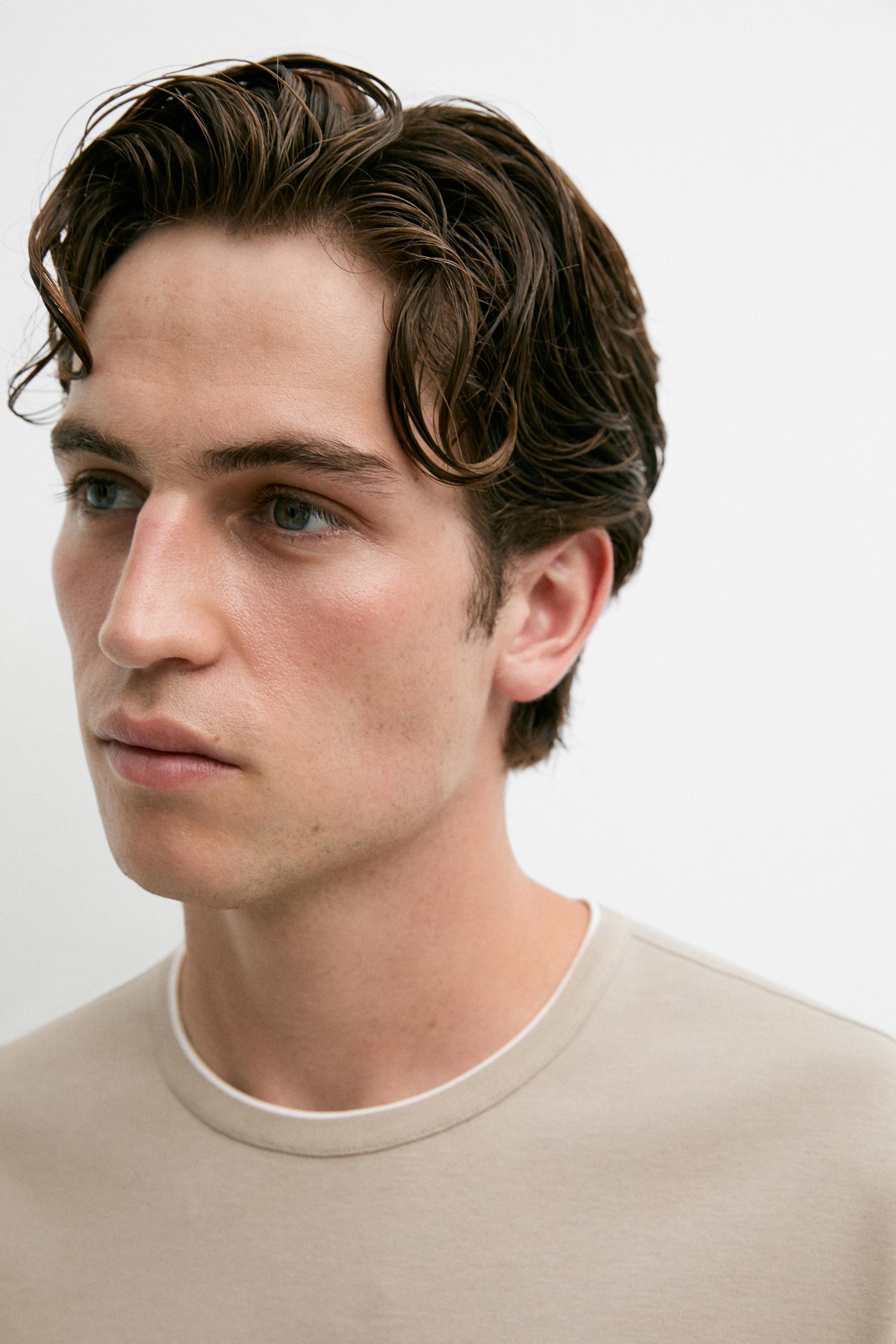 Contrast neck detail T-shirt — TAUPE GREY