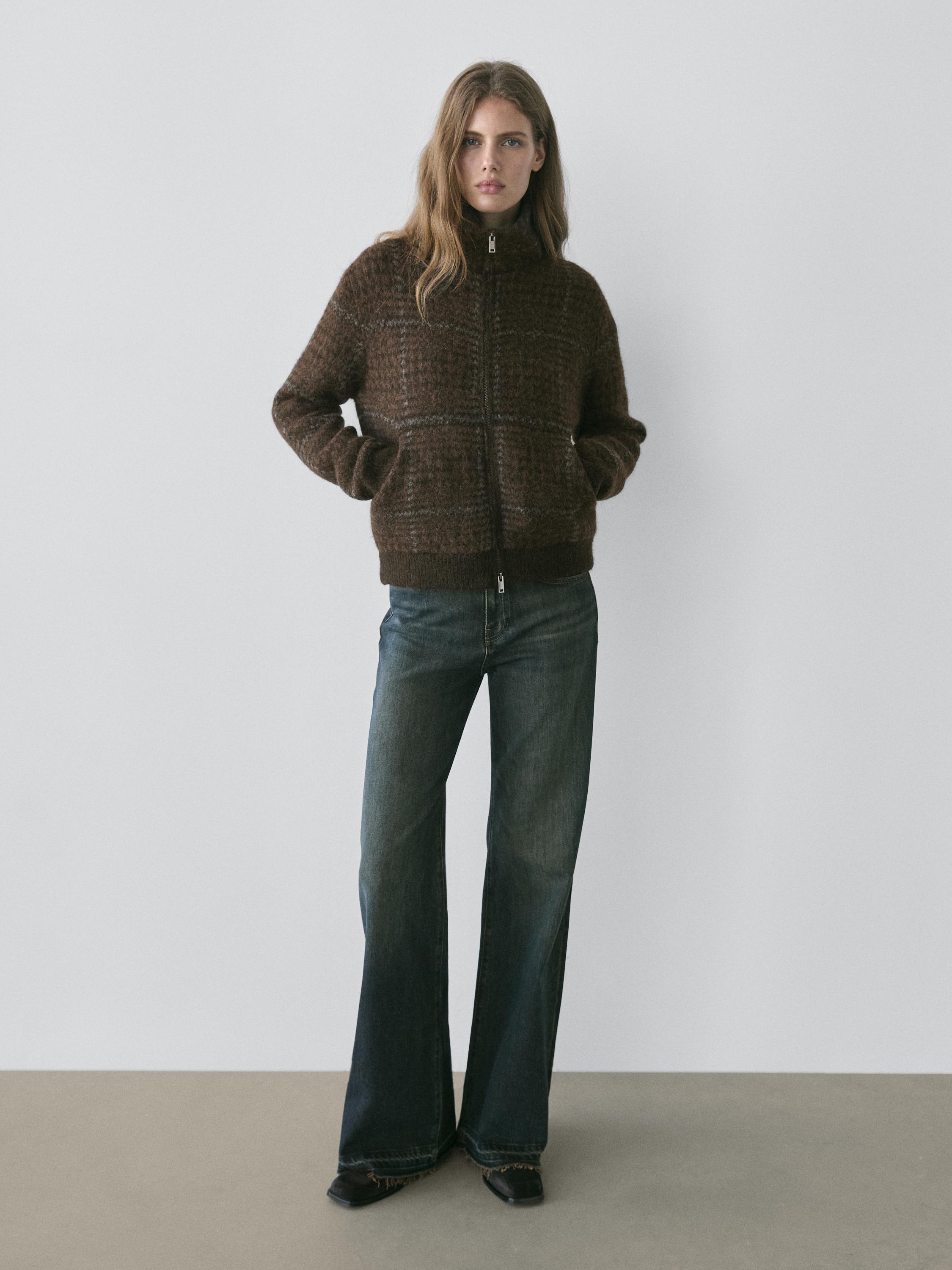 Mid-rise bell bottom jeans — Dark blue