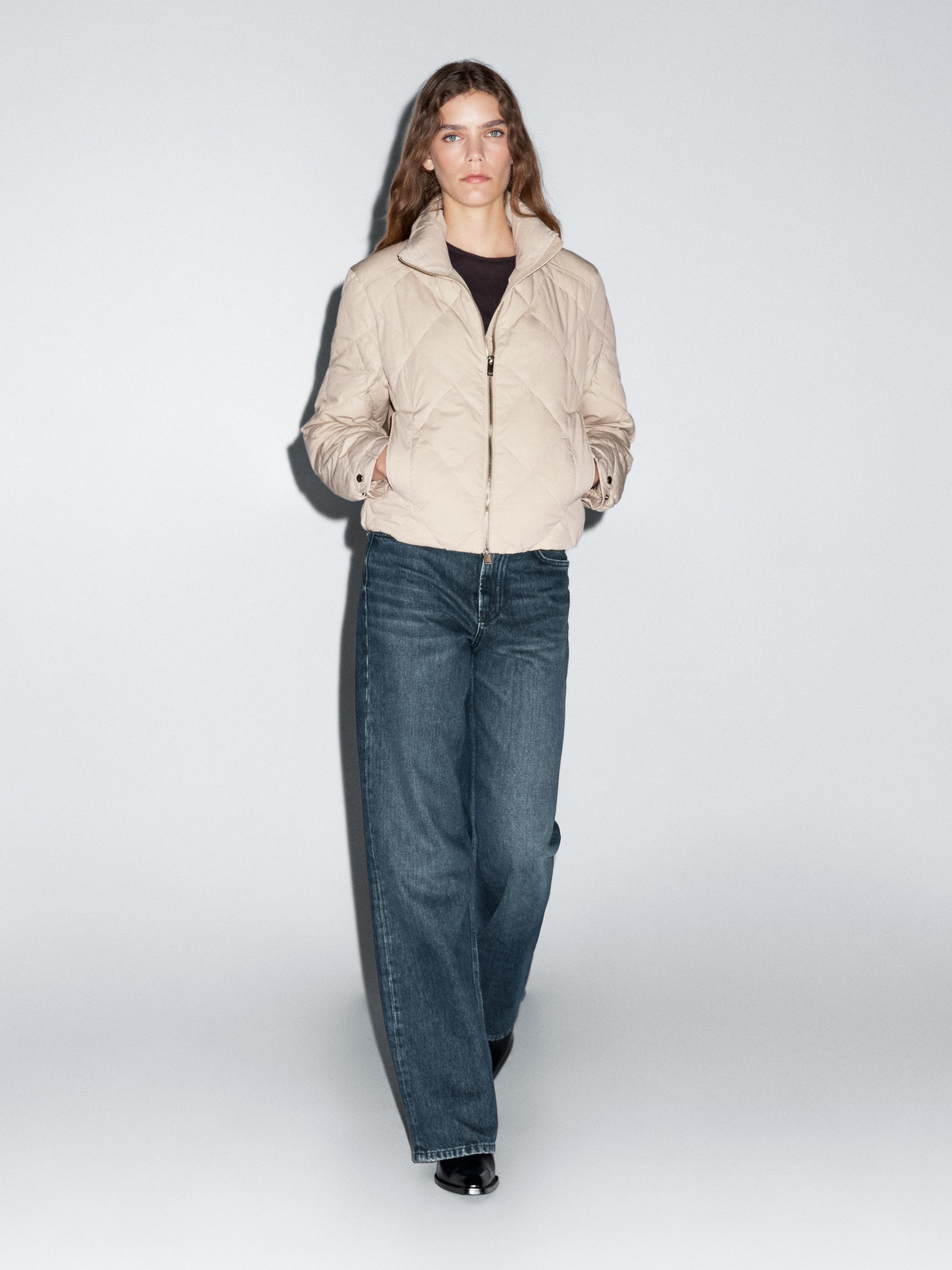 Short puffer jacket