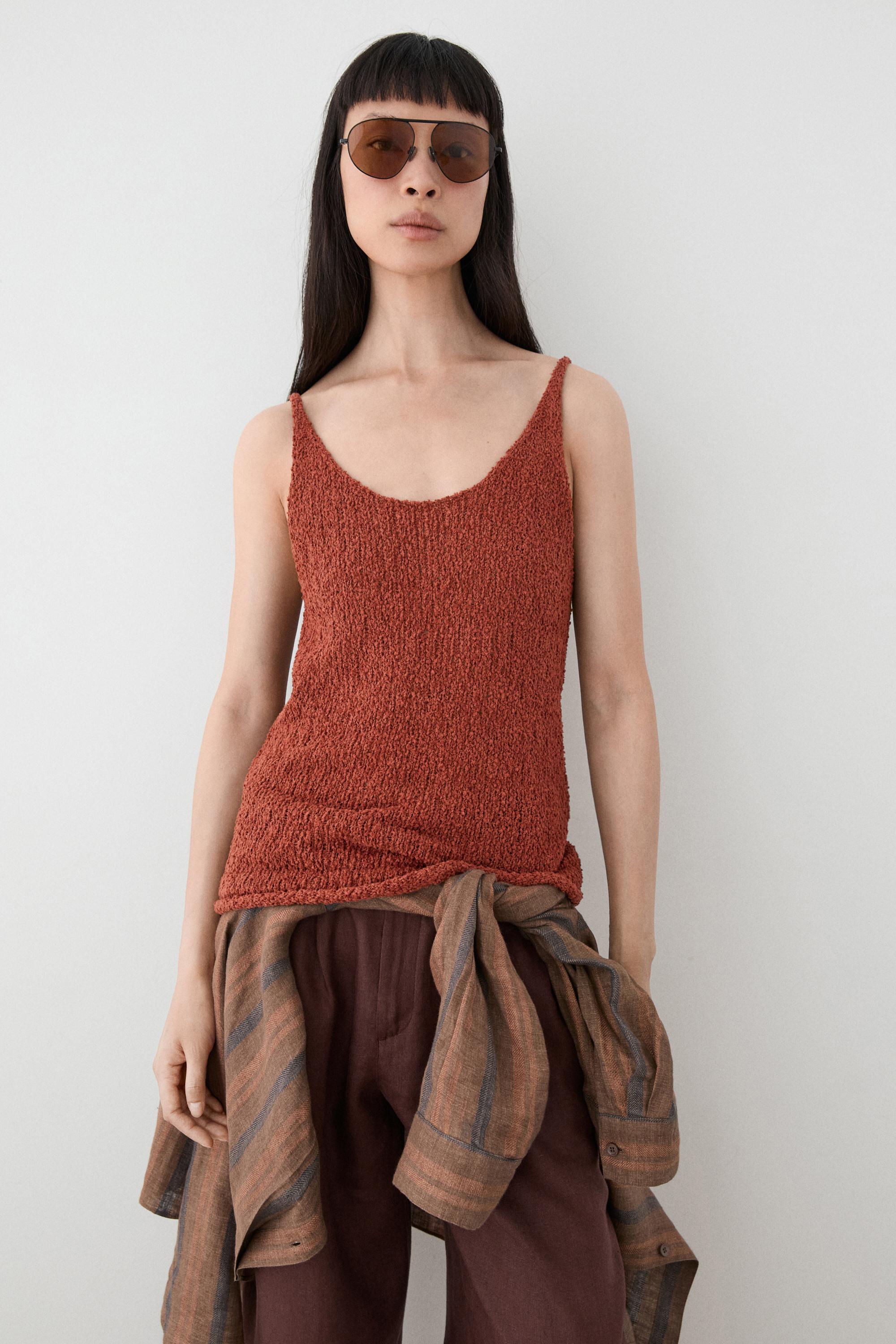 توب بحمالات من نسيج القطن المخلوط