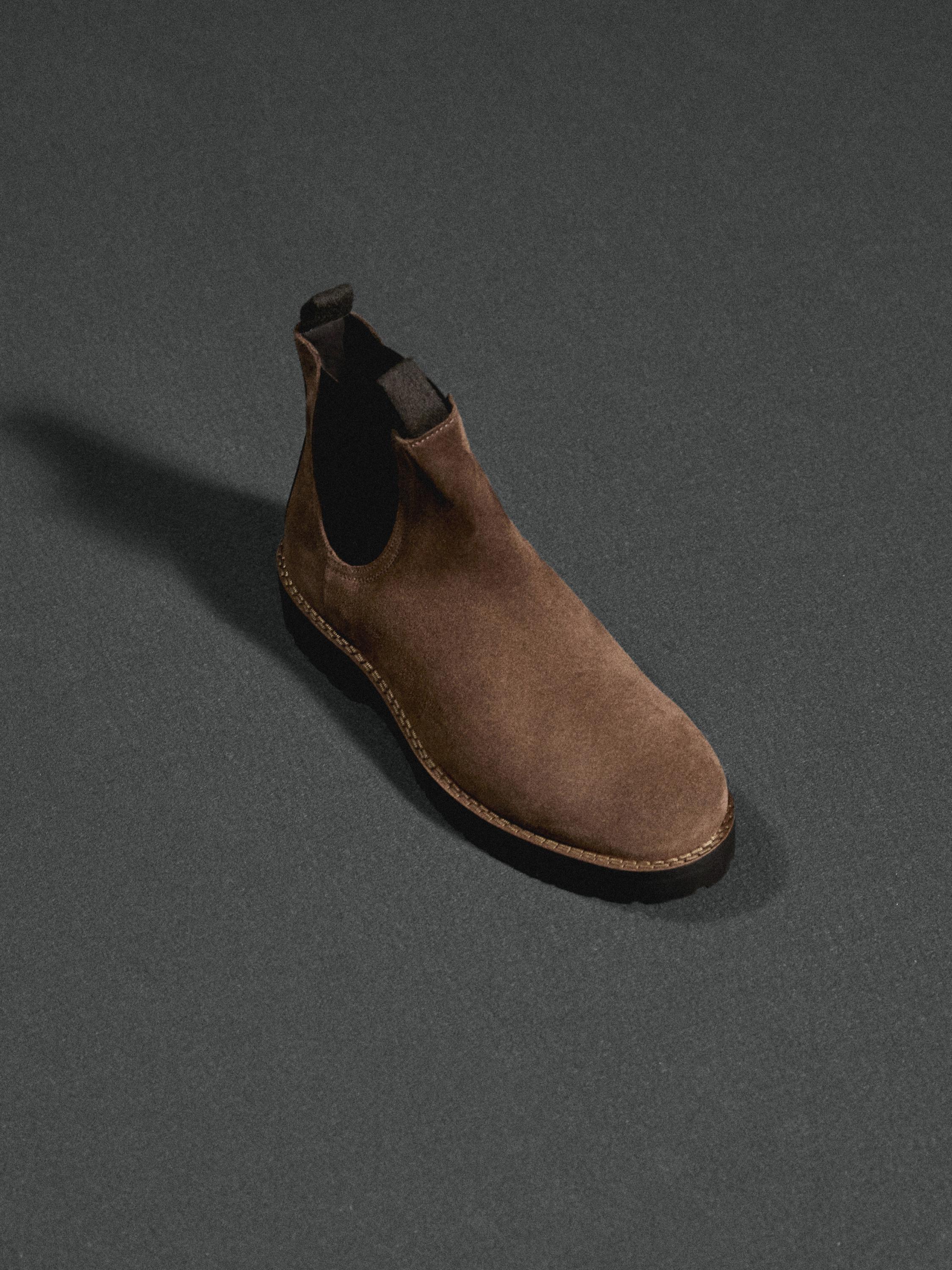 Leather Chelsea boots — MINK