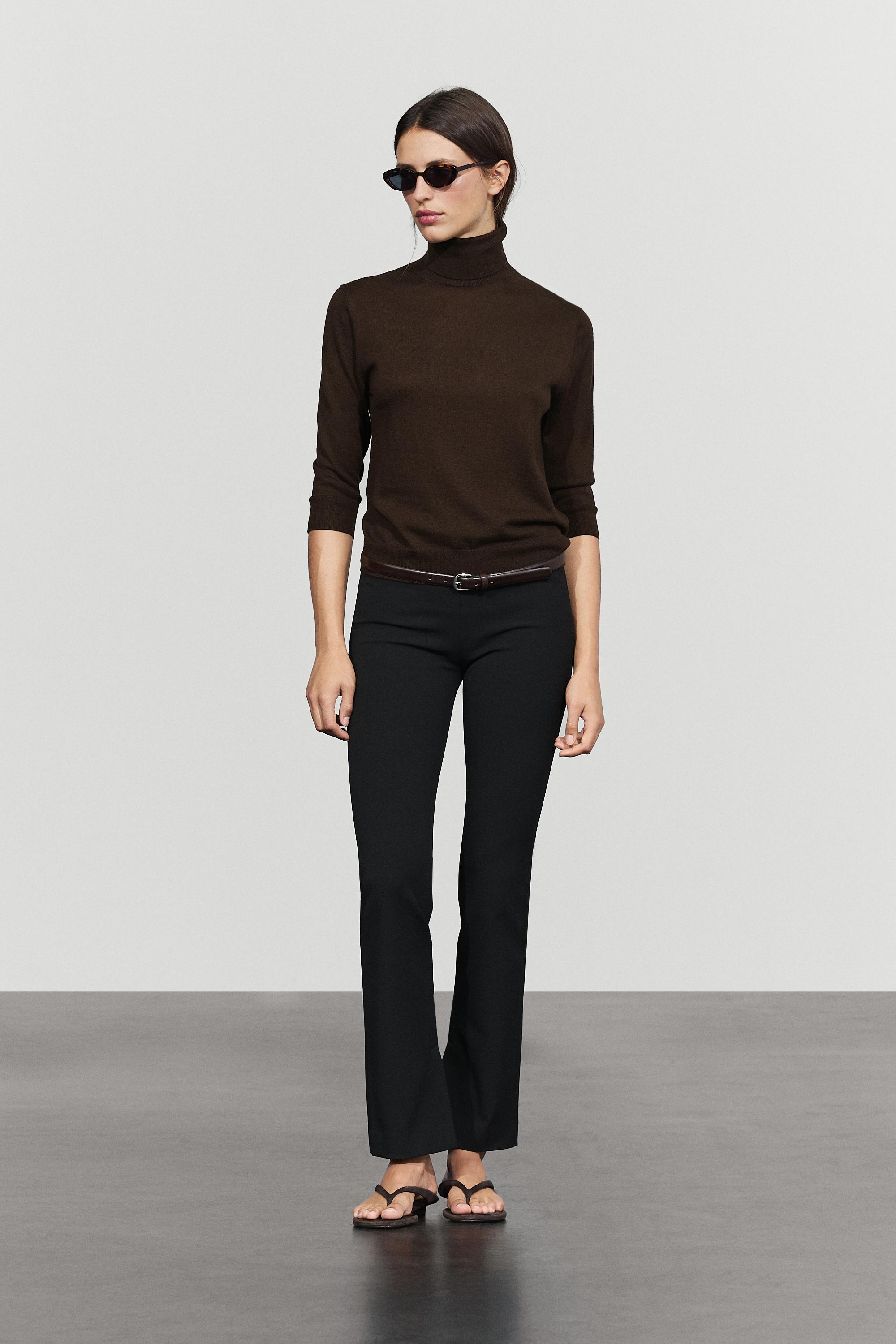 Wool blend turtleneck knit sweater — Chocolate