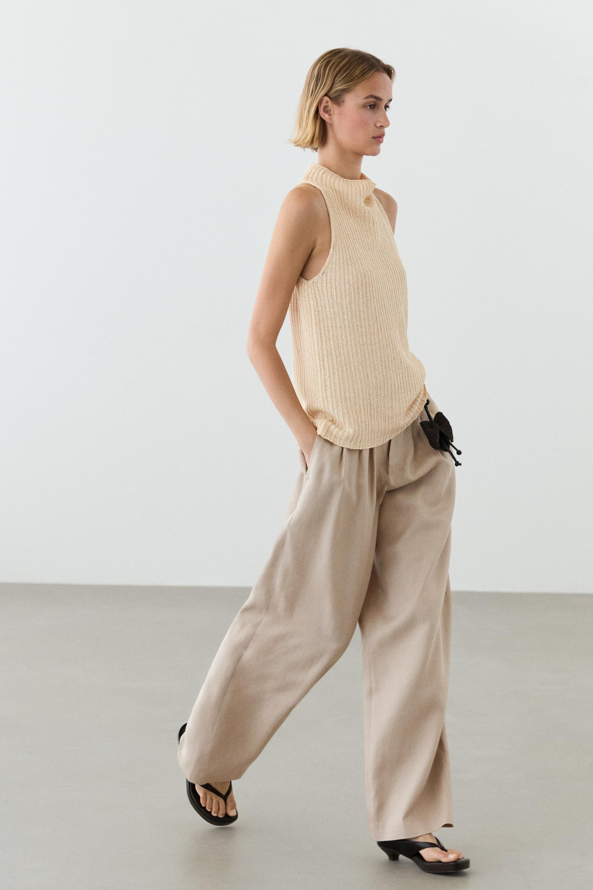 Wide-leg pleated linen trousers — STONE