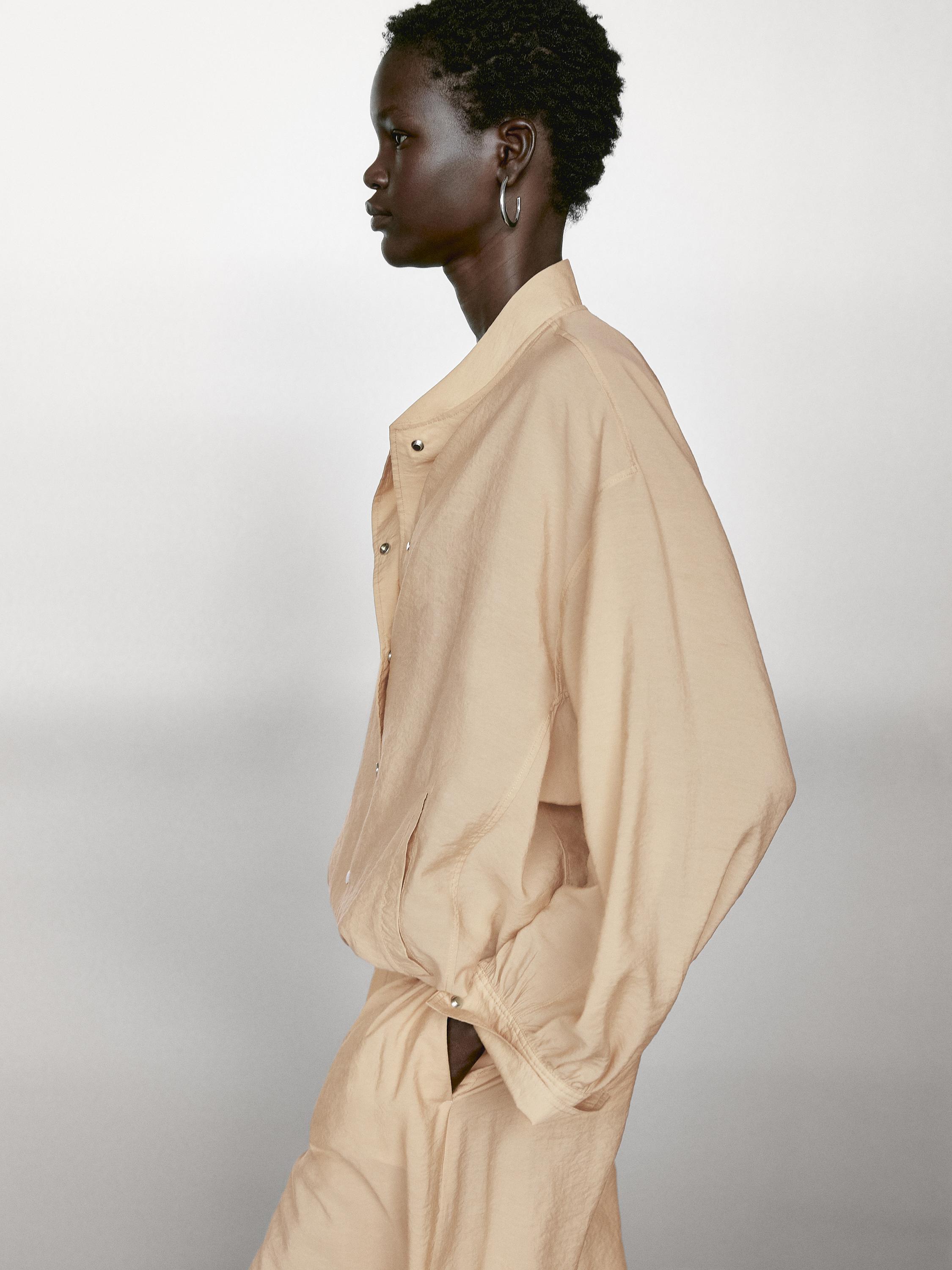 Куртка-бомбер свободного кроя со шнурком