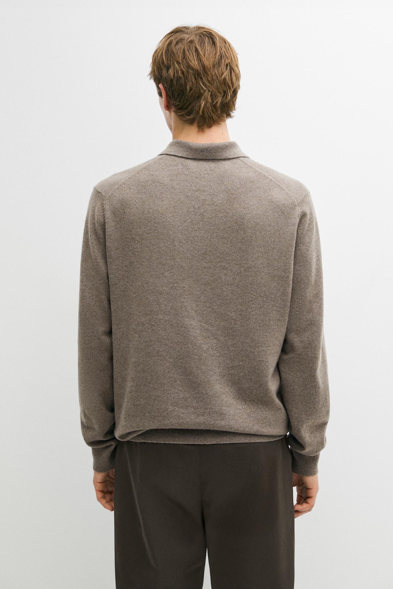 100% cashmere knit polo sweater — Sand
