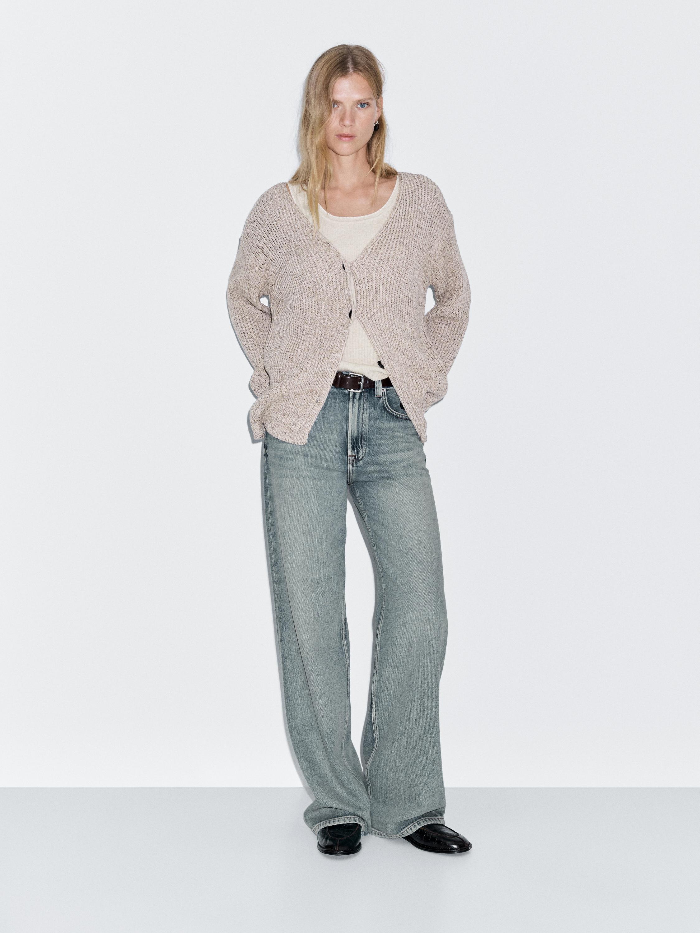High-waist wide-leg jeans