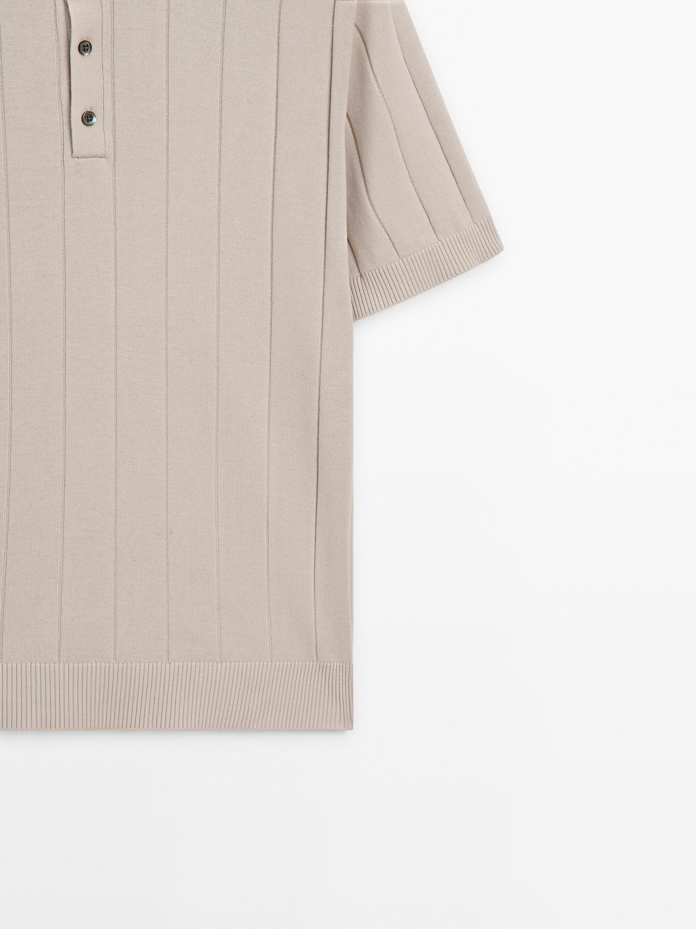 Short sleeve ribbed knit polo shirt