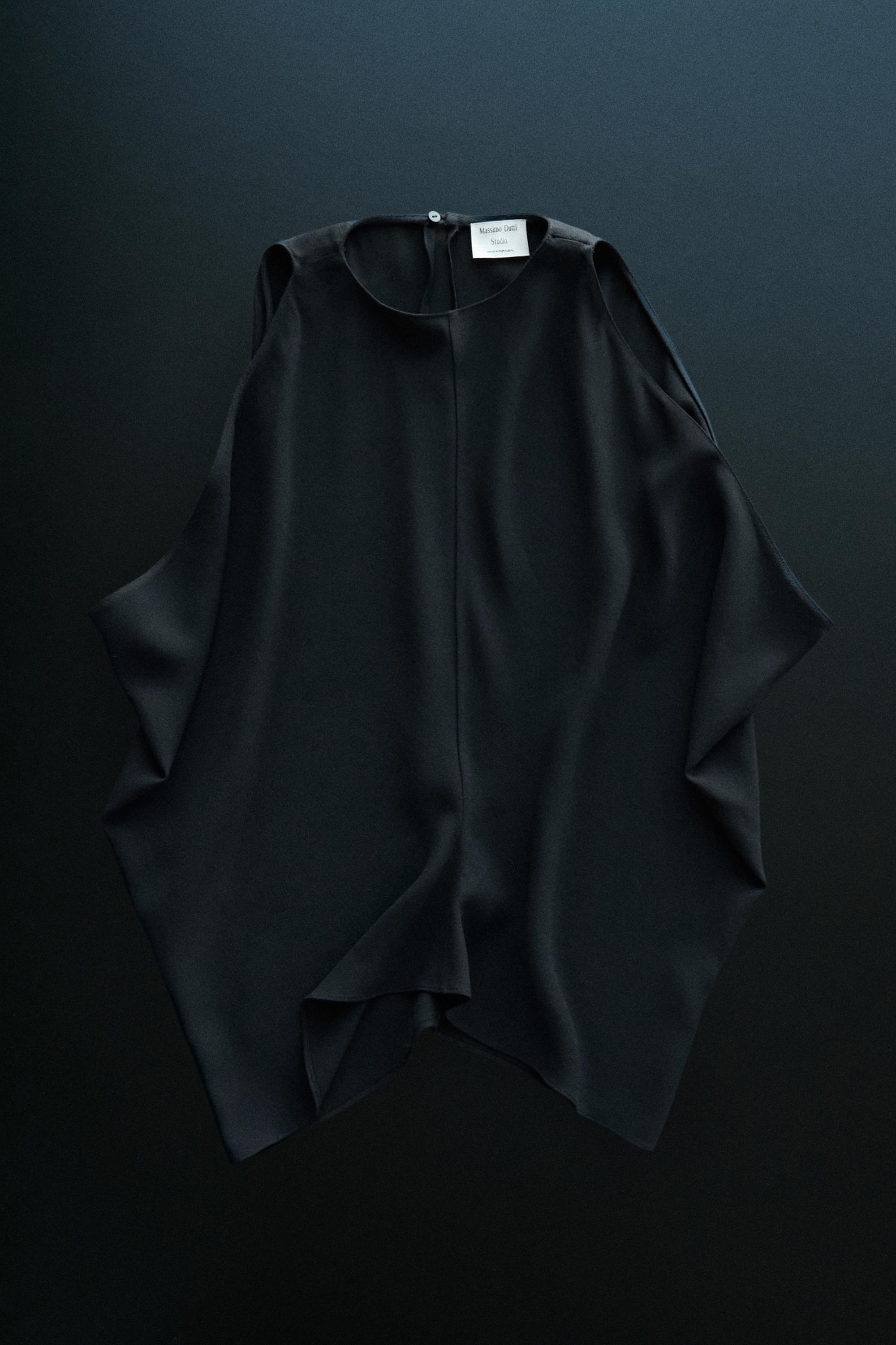 Top with draped detail and low-cut back - STUDIO — NAVY BLUE