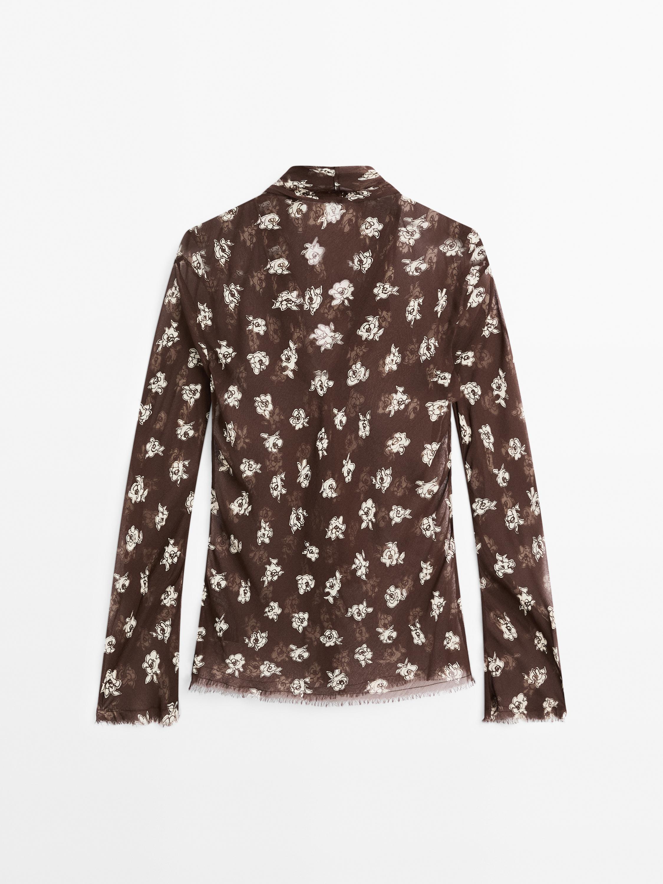 Flowing shirt with scarf collar