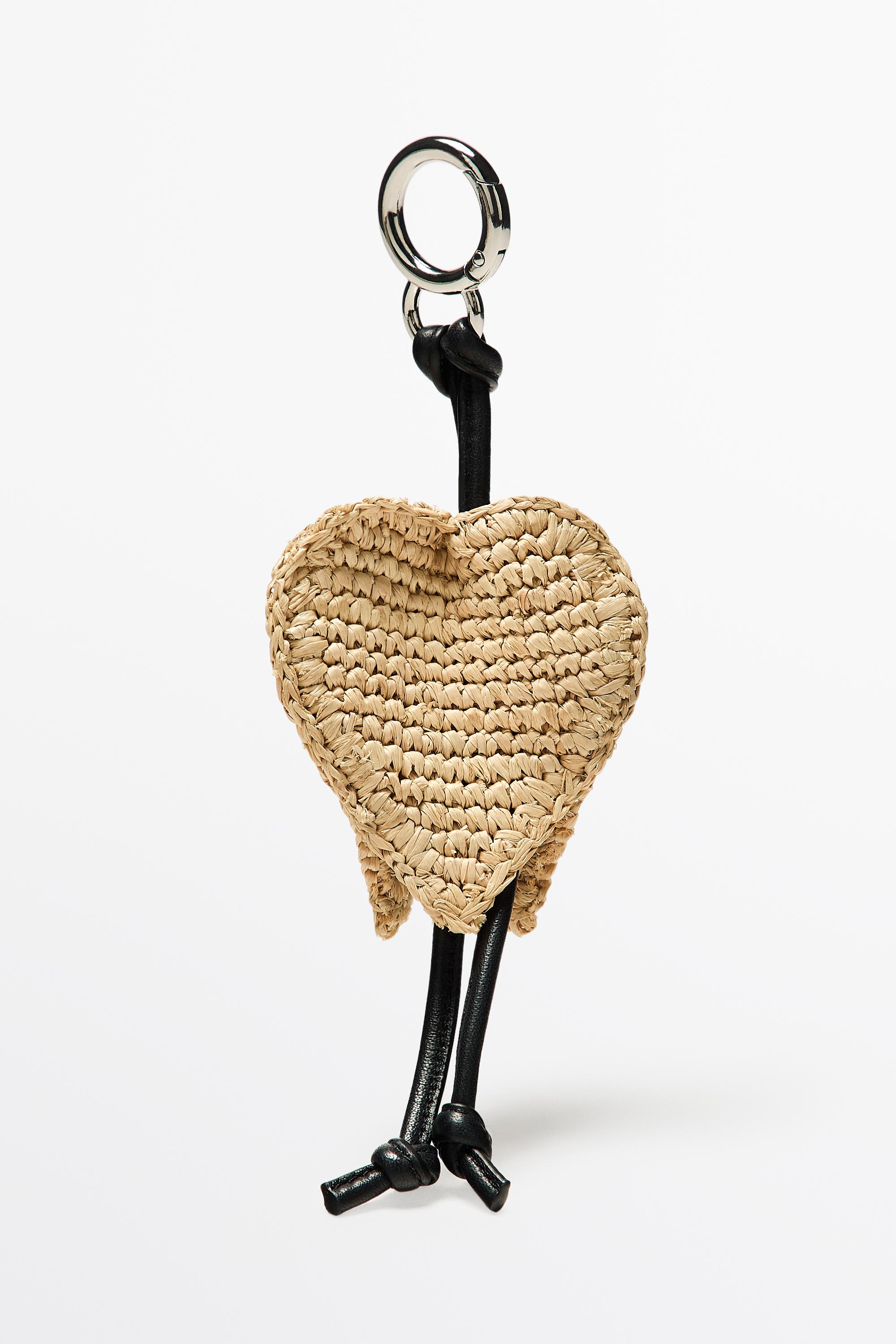 Raffia tulip charm — BEIGE