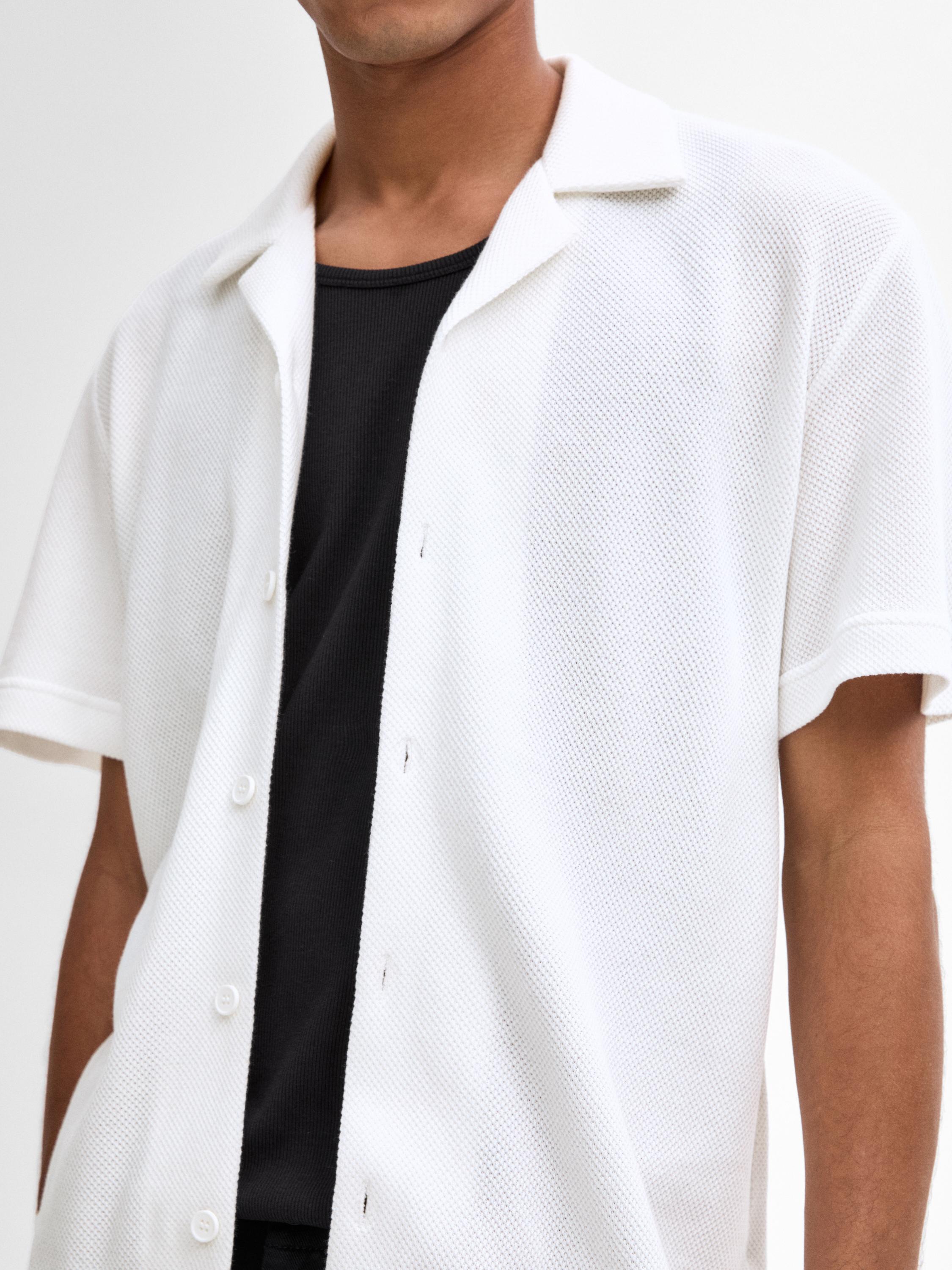 100% cotton short sleeve shirt