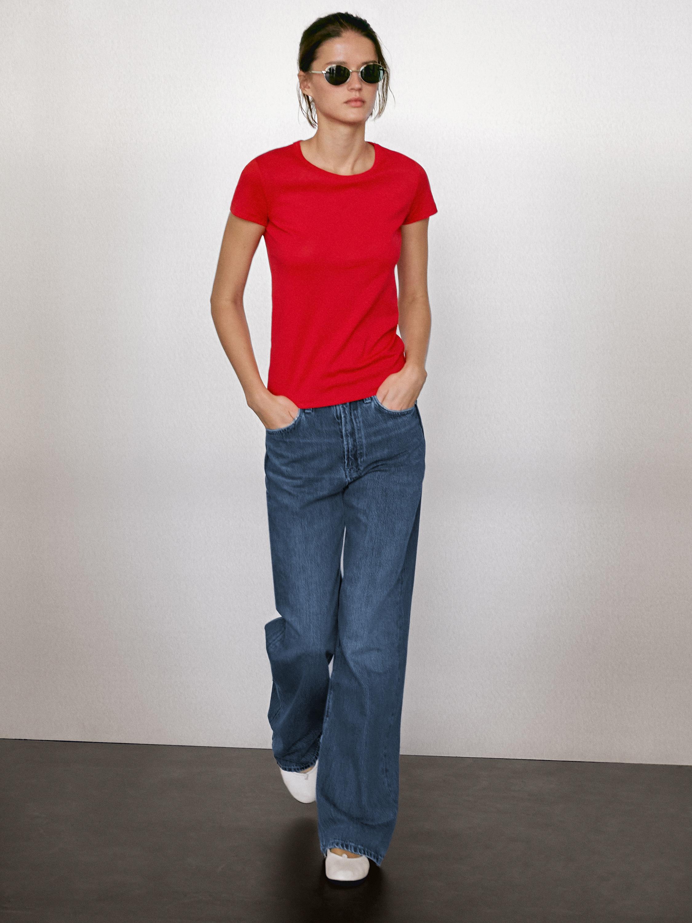 Short sleeve cotton blend T-shirt