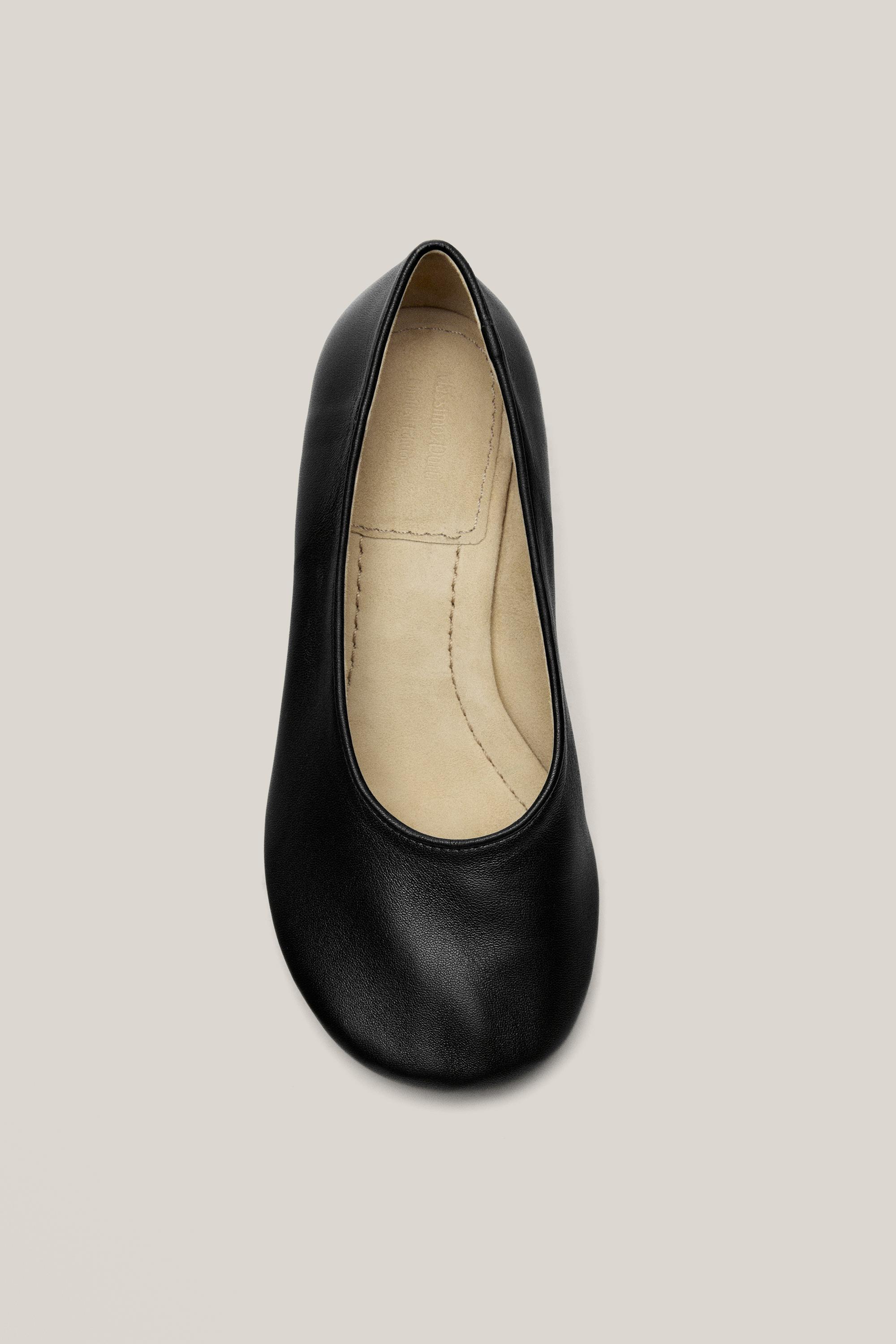 Soft heel shoe - Limited edition — BLACK