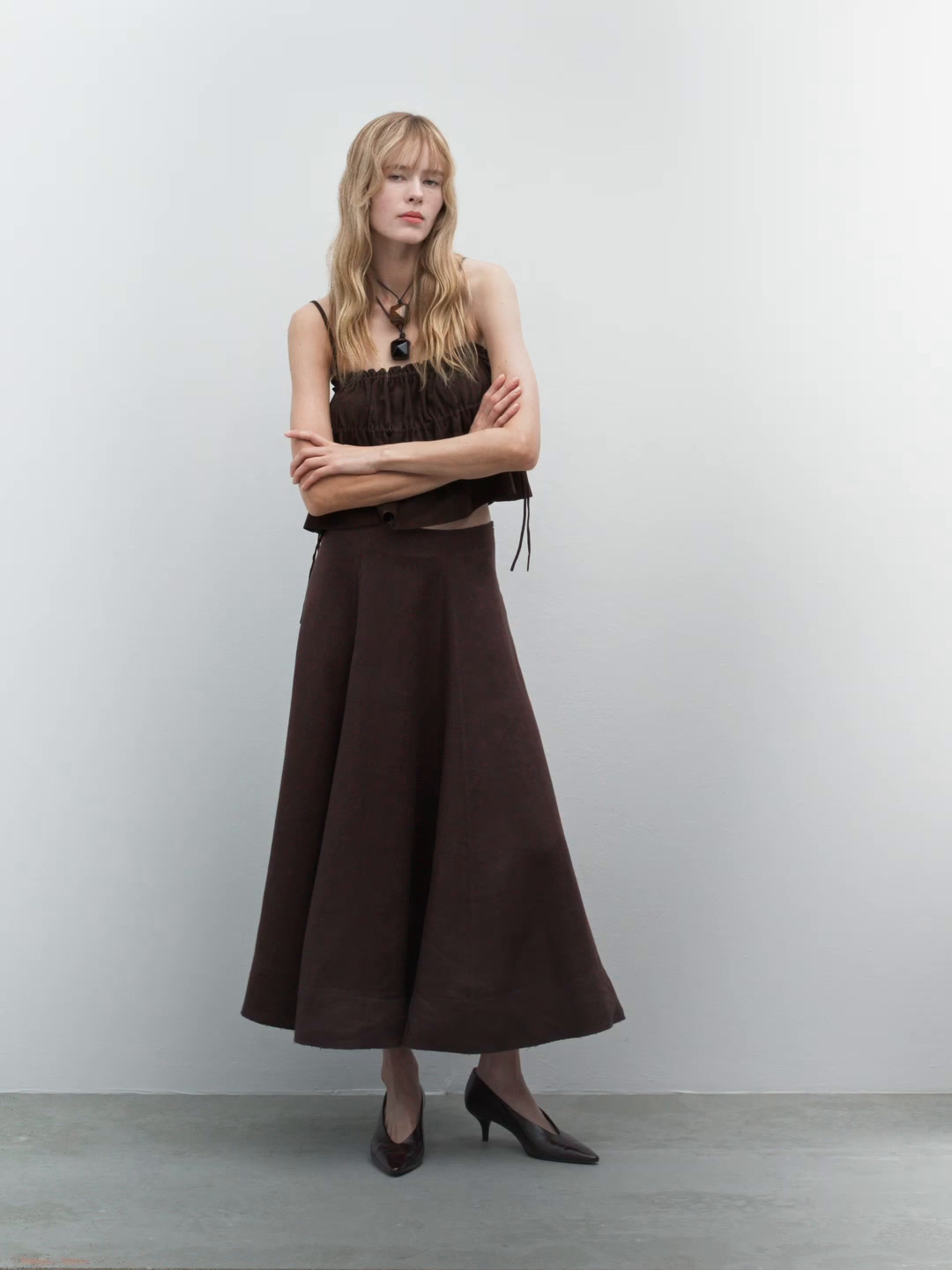 Flared linen skirt with hem detail