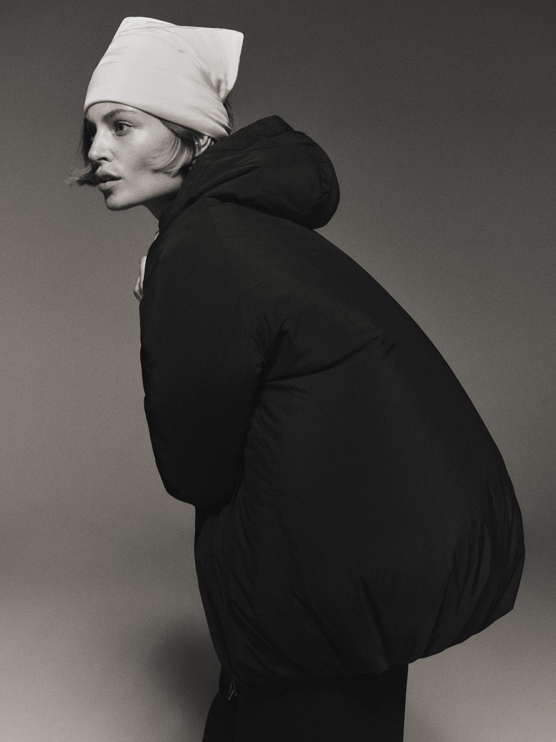 Water-repellent padded parka with high neck