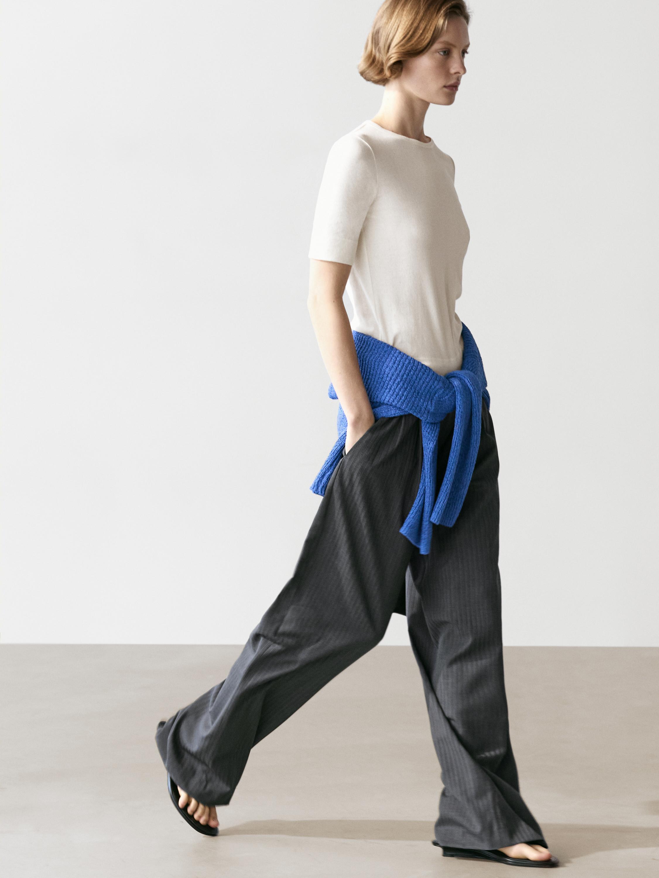 Cotton blend V-neck knit sweater — BLUISH