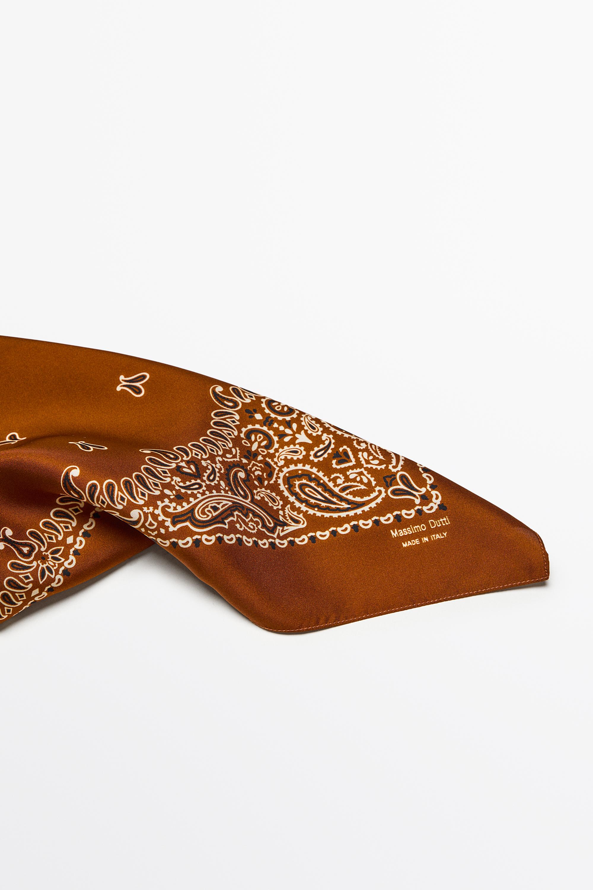 Paisley print scarf — Caramel