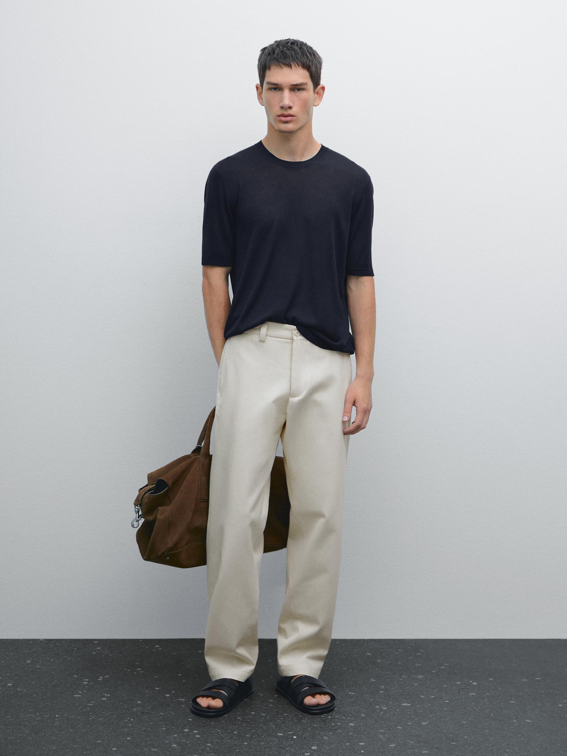 Sweter Wykonany Delikatnym Ściegiem Z Krótkim Rękawem - Granatowy - L - Massimo Dutti - Mężczyzna
