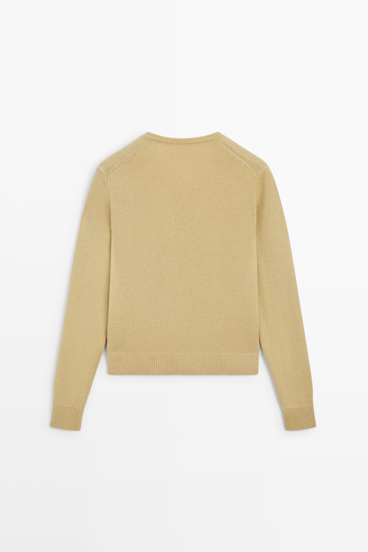 100% wool V-neck knit sweater — OLIVE