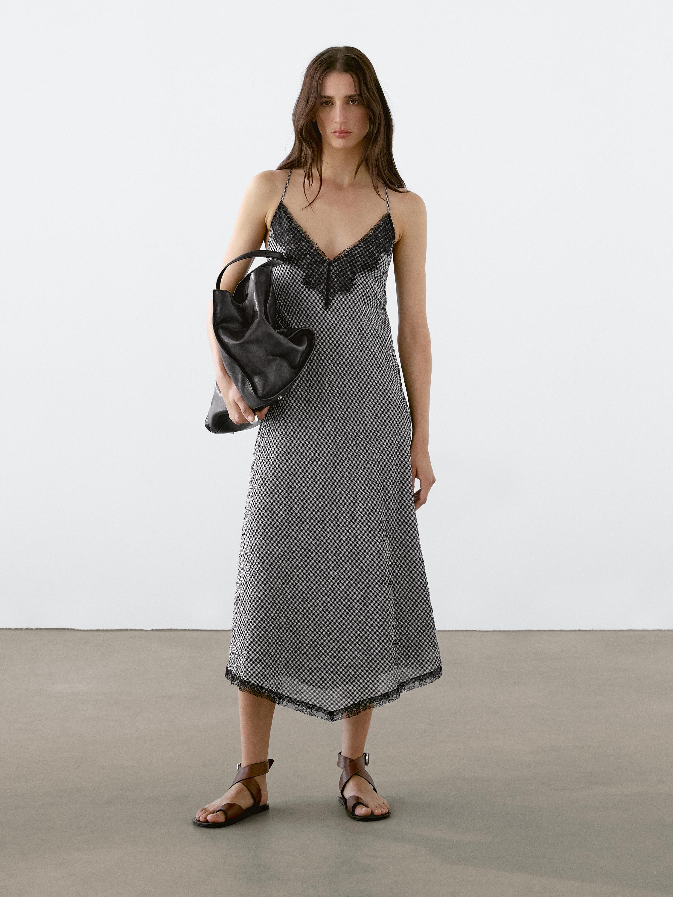Robe midi en dentelle à carreaux vichy