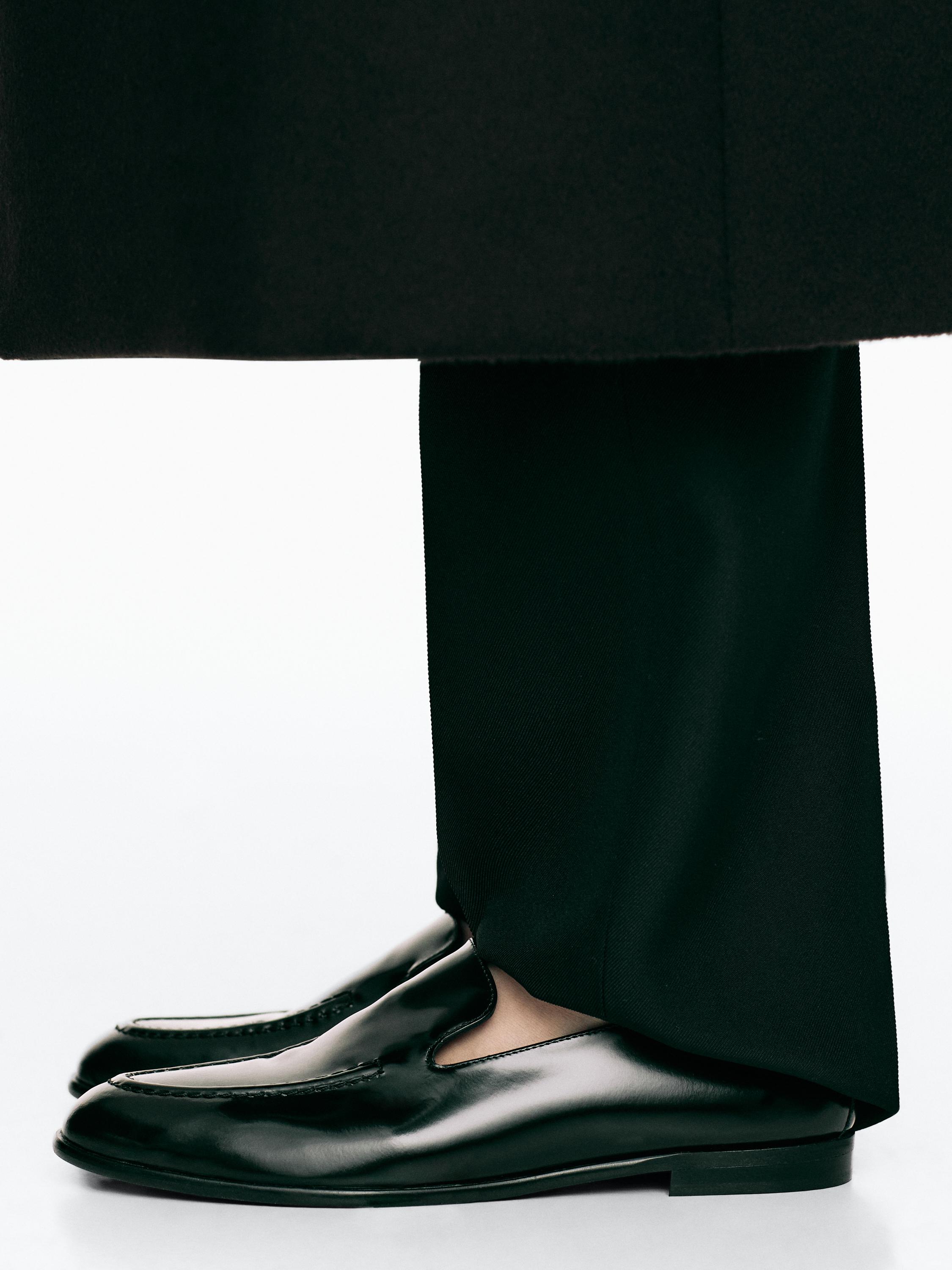 Formal leather loafers — BLACK