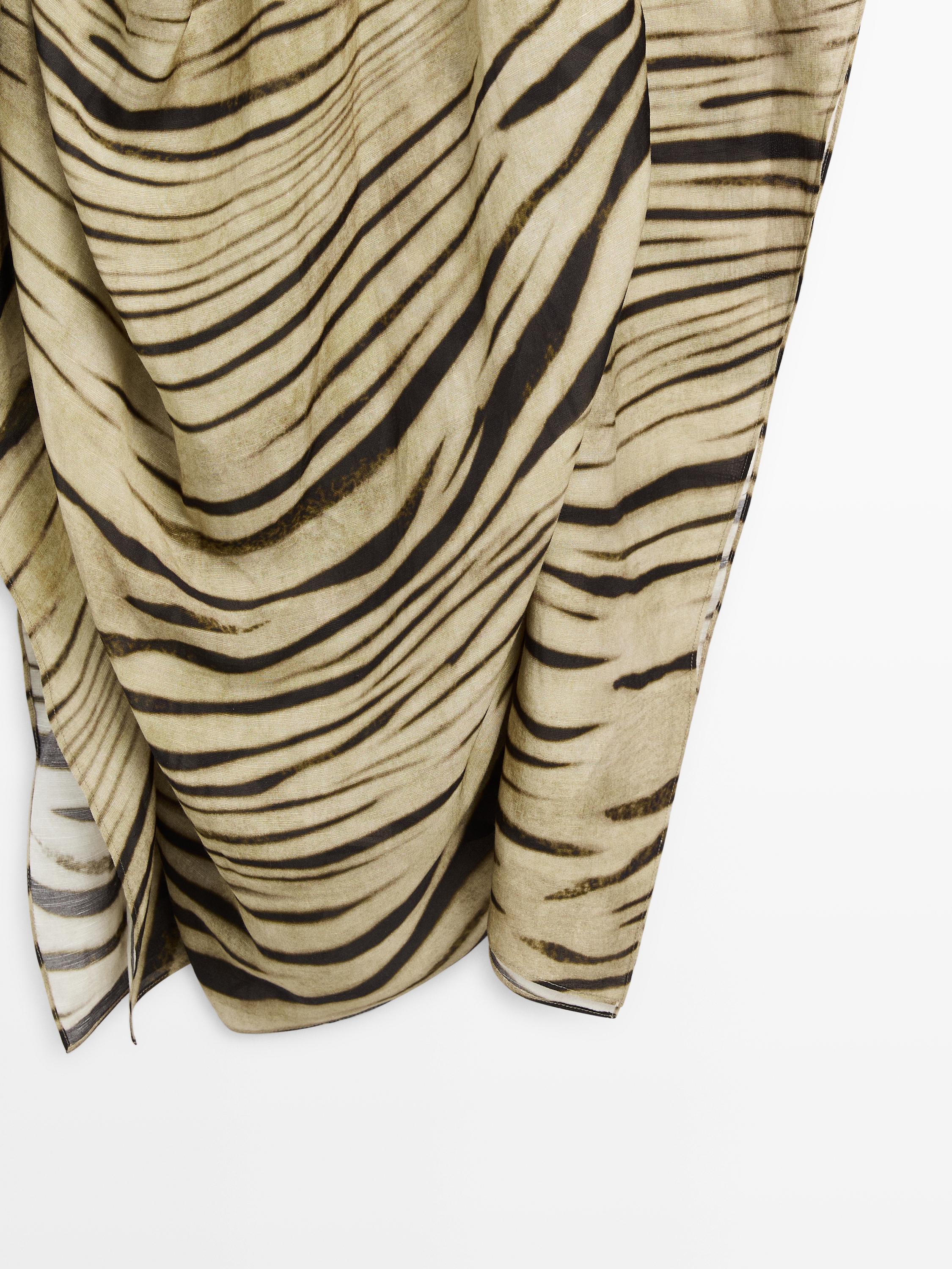 Lange jurk in tuniekstijl met dierenprint