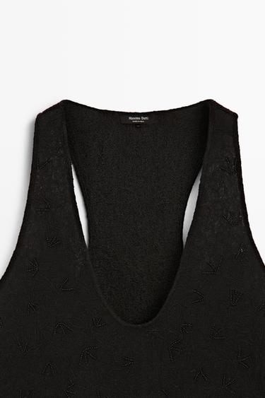 Flowing top with embroidery — BLACK 9