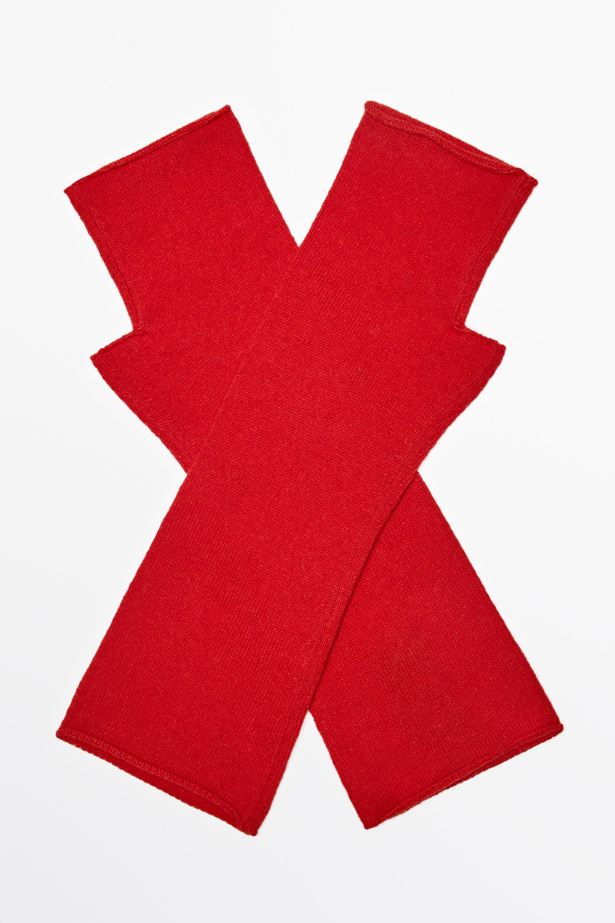 Wool and cashmere knit scarf