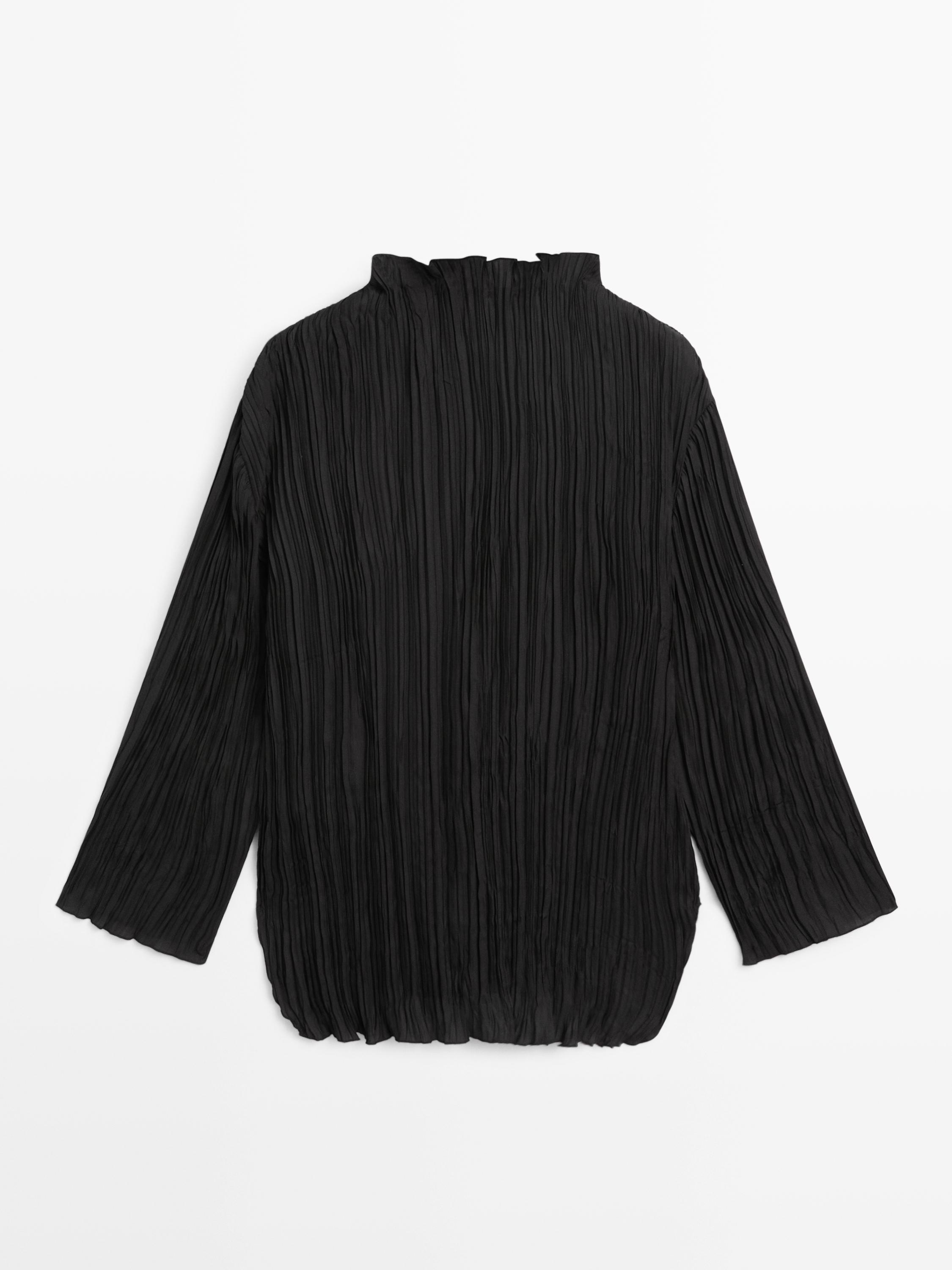 Camisa fluida com pormenor de plissado