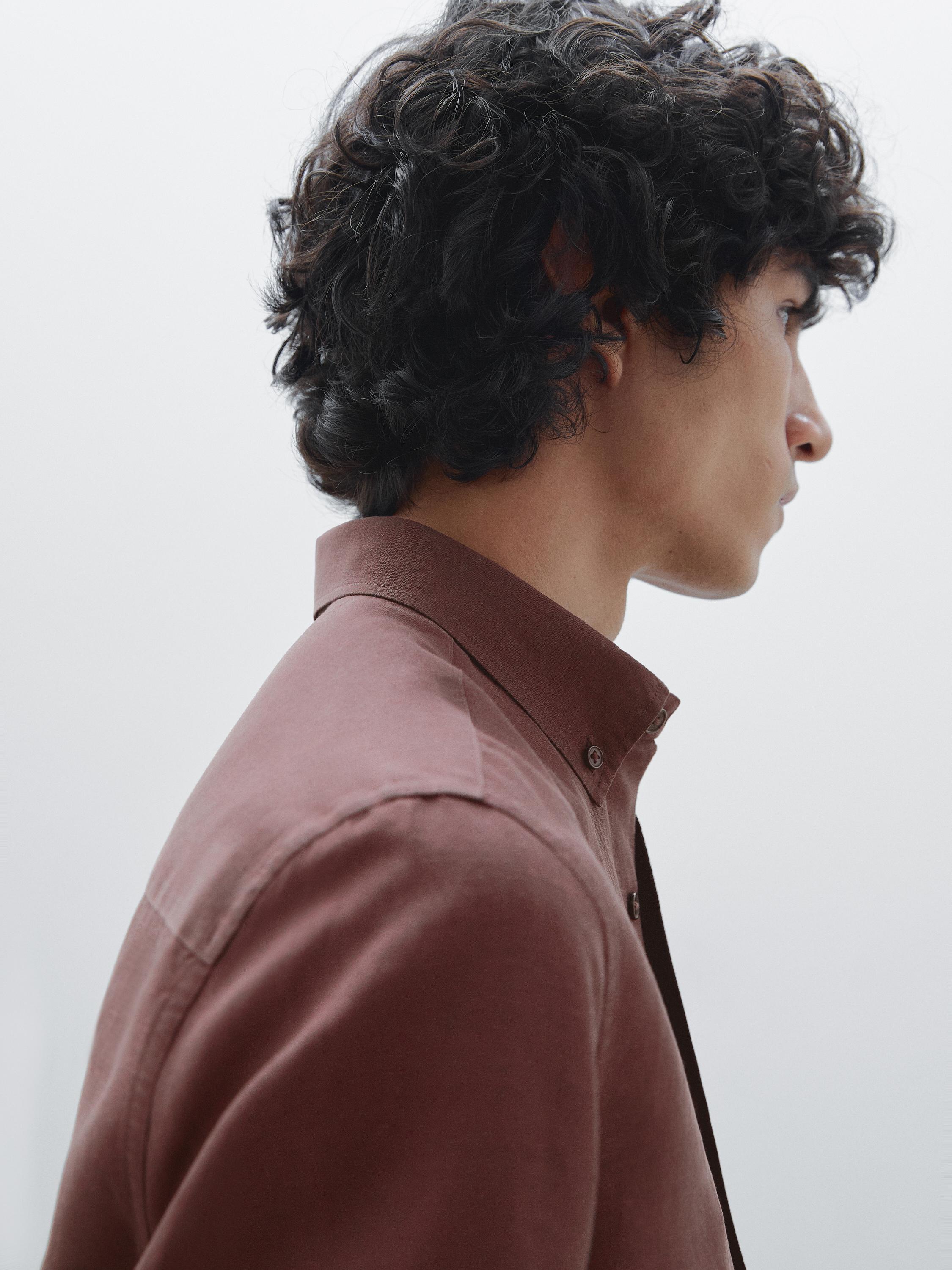 Lightweight slim fit linen blend shirt