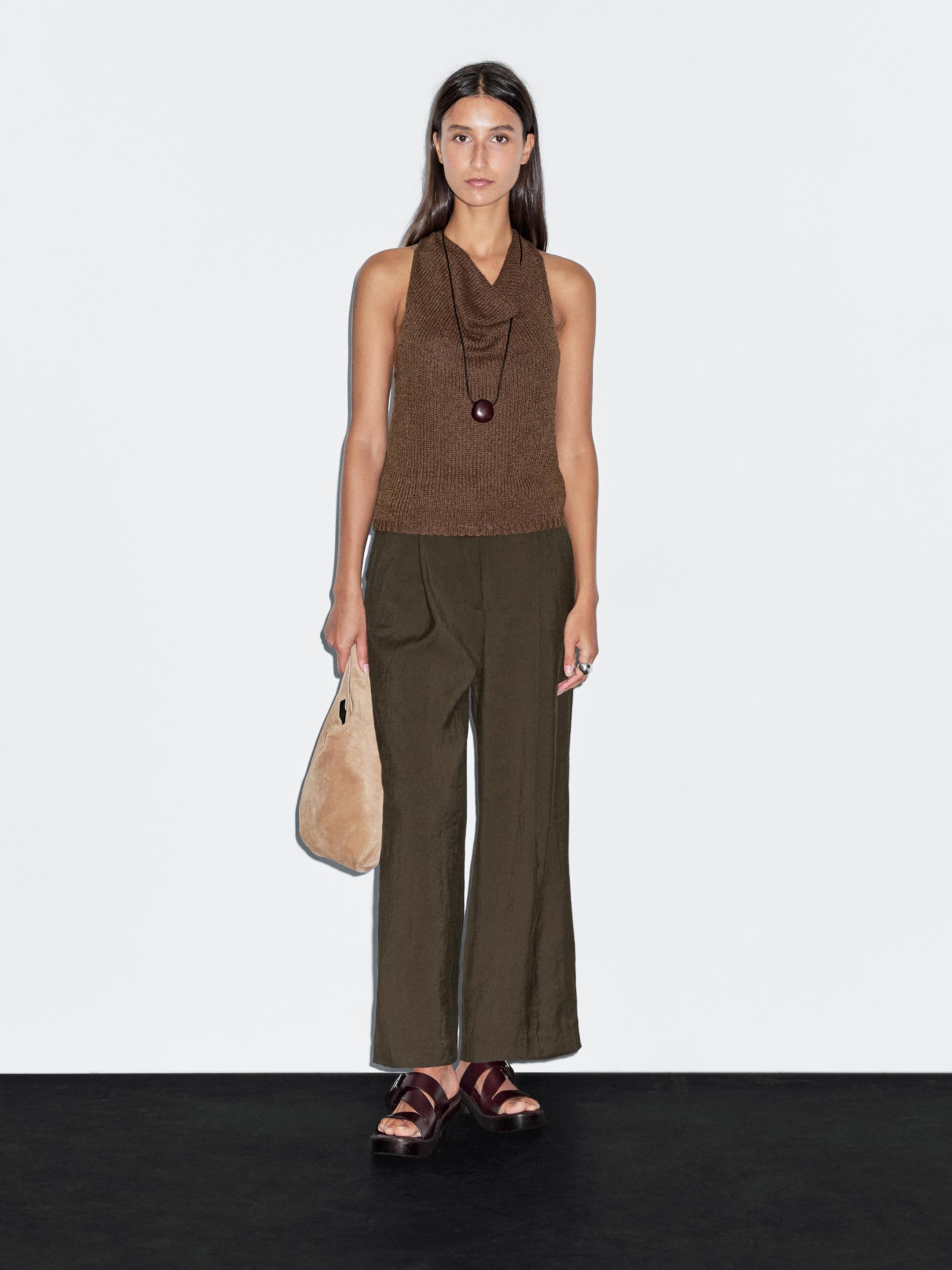 Wide-leg cropped trousers with darts