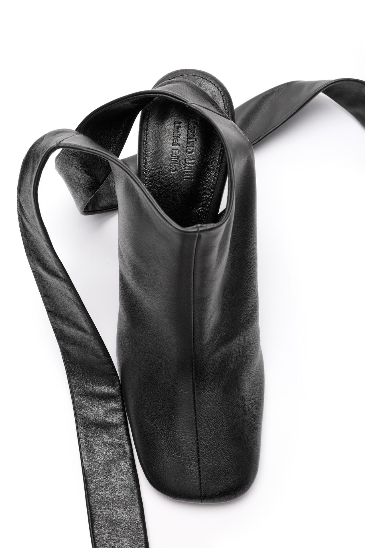 Laced heel shoe - LIMITED EDITION — BLACK