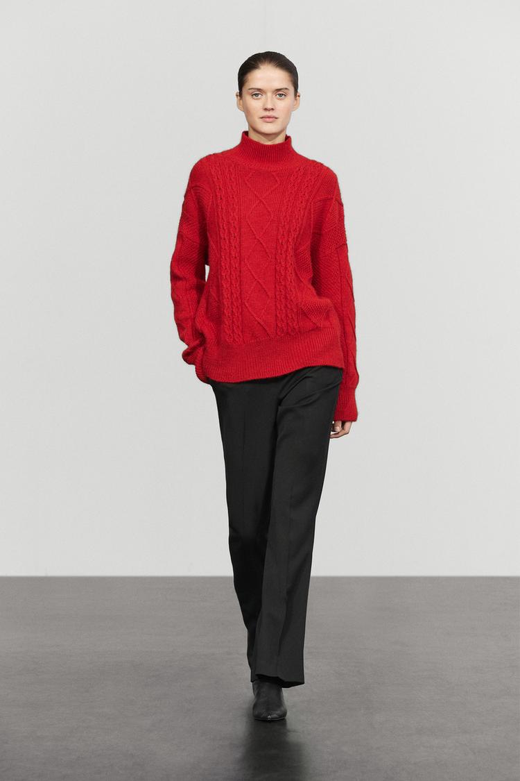Wool blend cable-knit sweater — RED